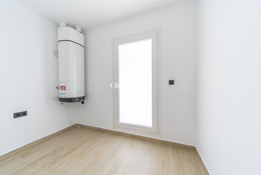 Resale - Villa -
TORREVIEJA - Aguas Nuevas