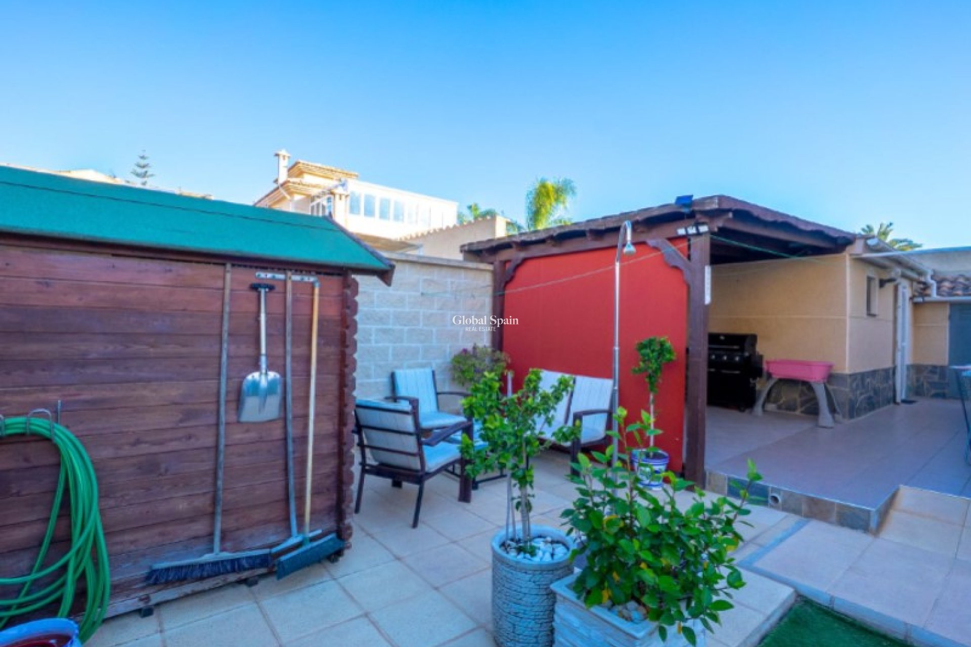 Resale - VILLA -
TORREVIEJA - Costa Blanca