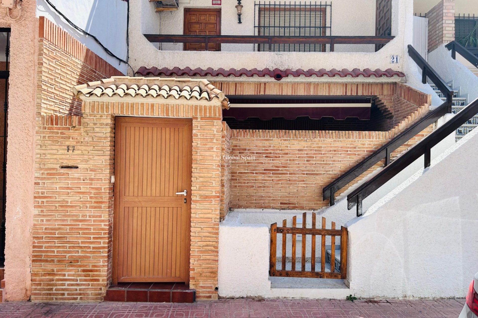 Resale - VILLA -
TORREVIEJA - Costa Blanca