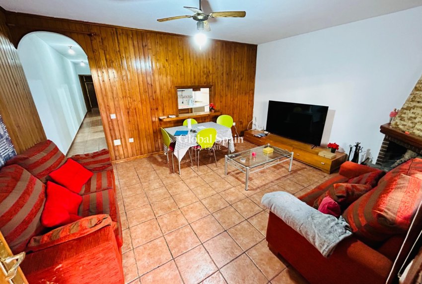 Resale - VILLA -
TORREVIEJA - Costa Blanca