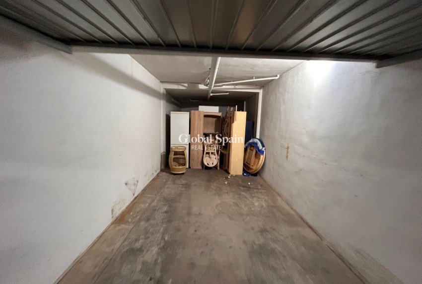 Resale - VILLA -
TORREVIEJA - Costa Blanca