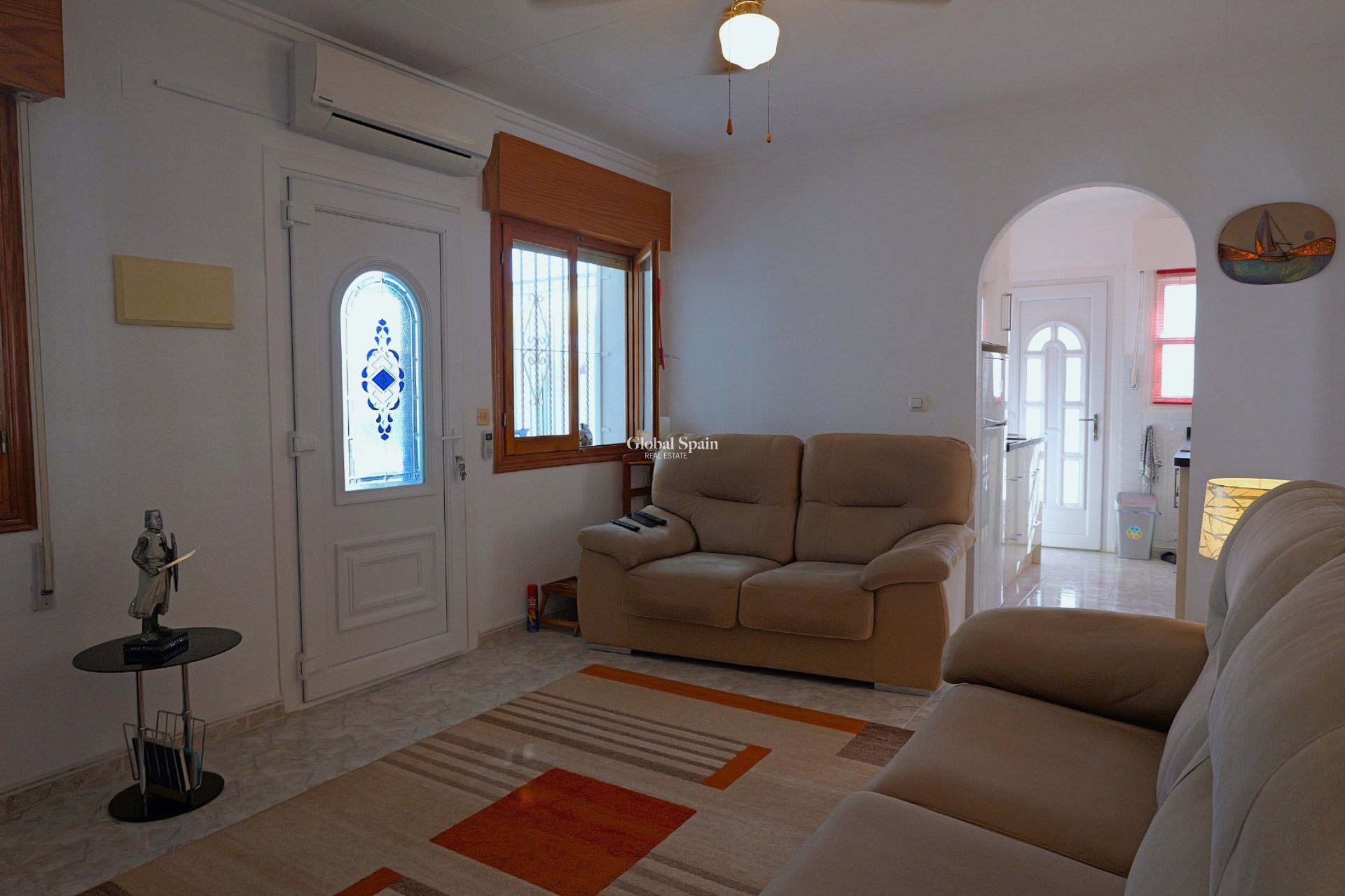 Resale - VILLA -
TORREVIEJA - Costa Blanca