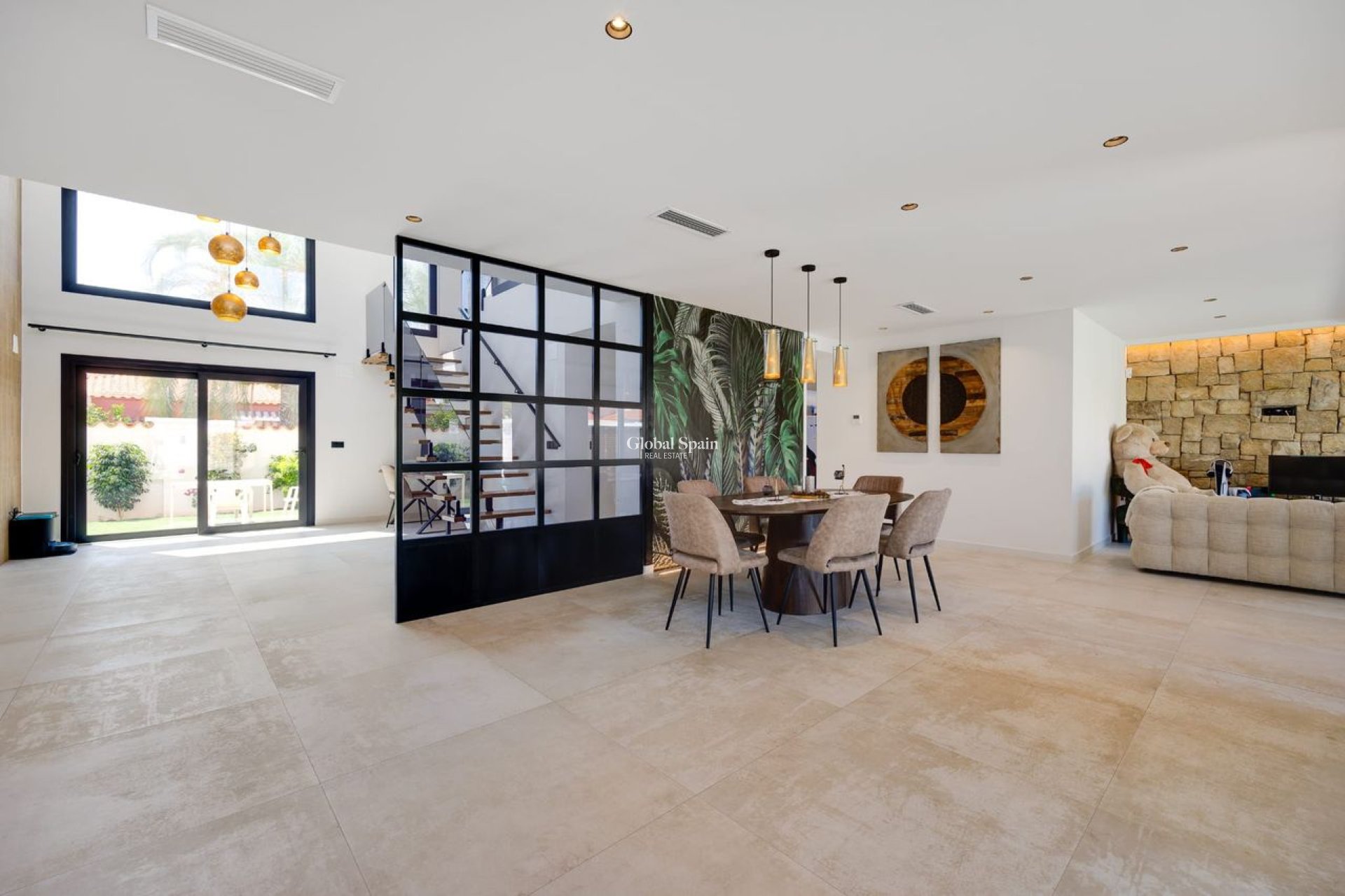 Resale - VILLA -
TORREVIEJA - Costa Blanca