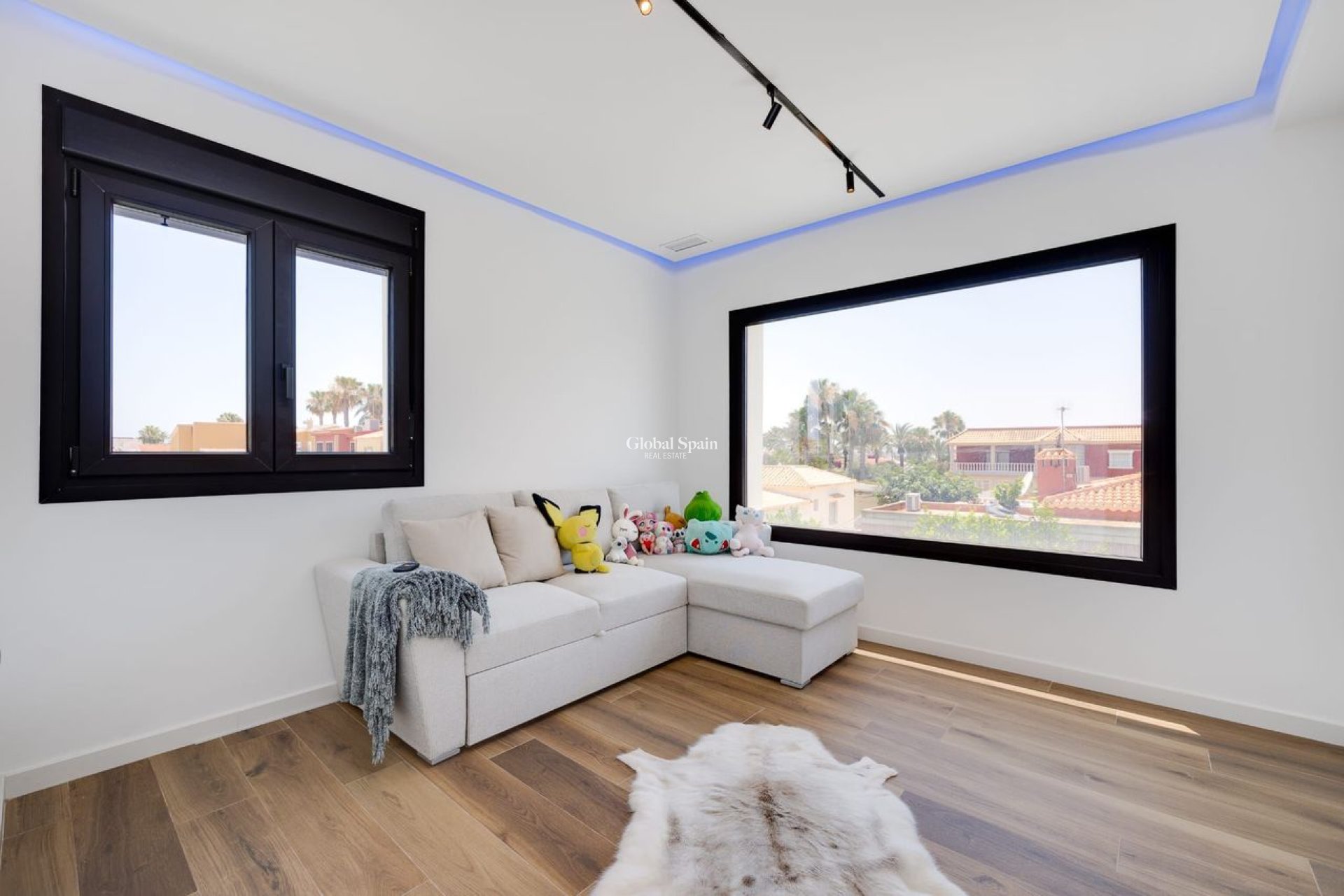 Resale - VILLA -
TORREVIEJA - Costa Blanca