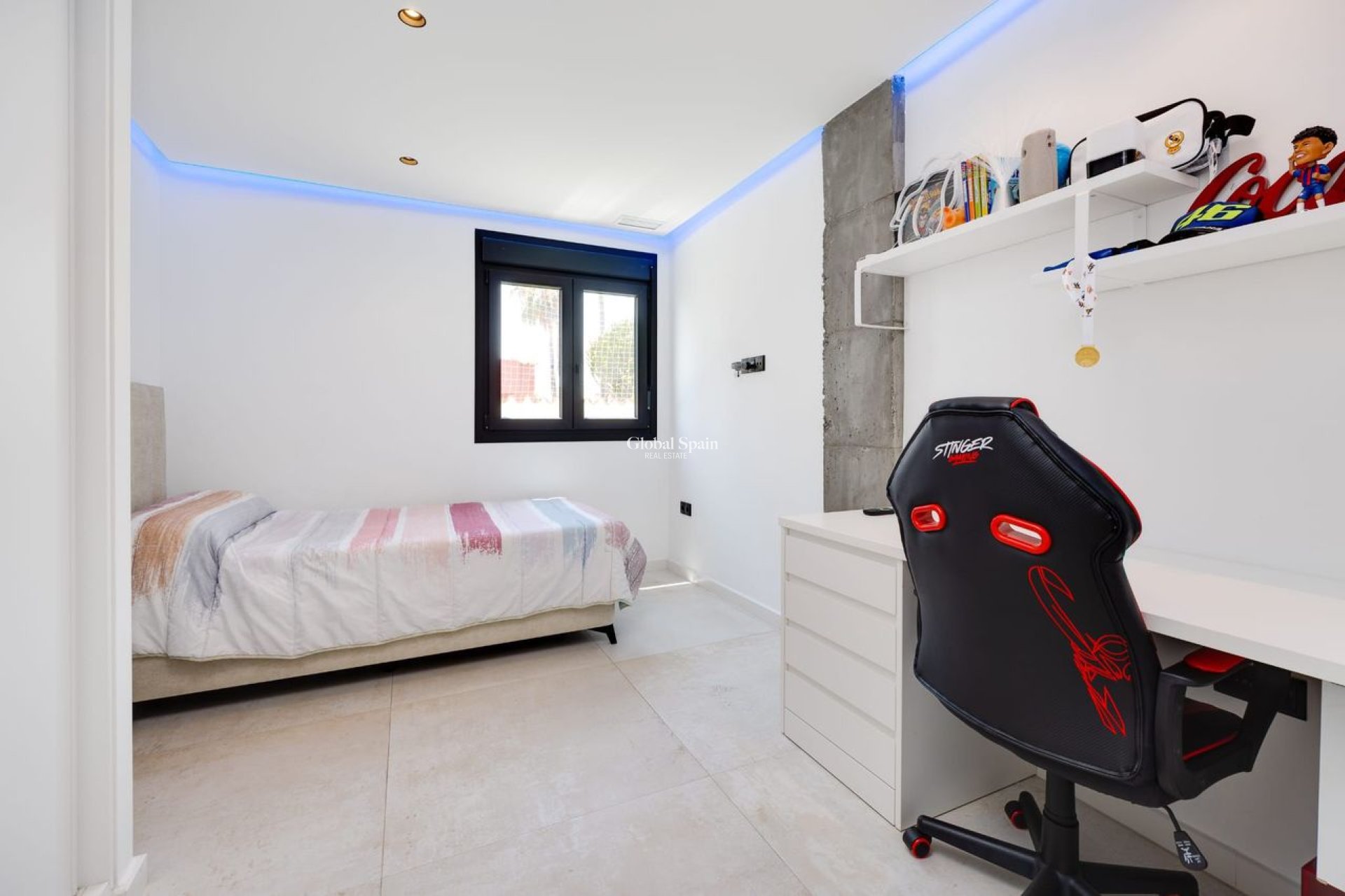 Resale - VILLA -
TORREVIEJA - Costa Blanca