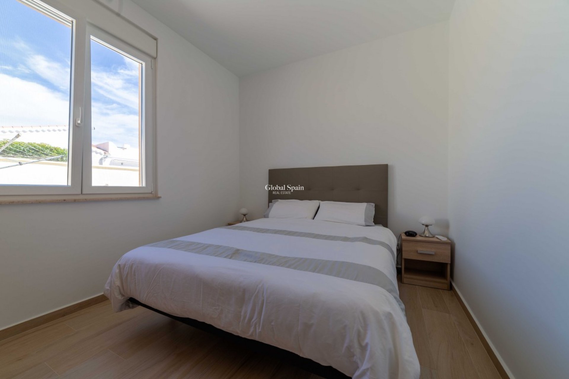 Resale - VILLA -
TORREVIEJA - Costa Blanca