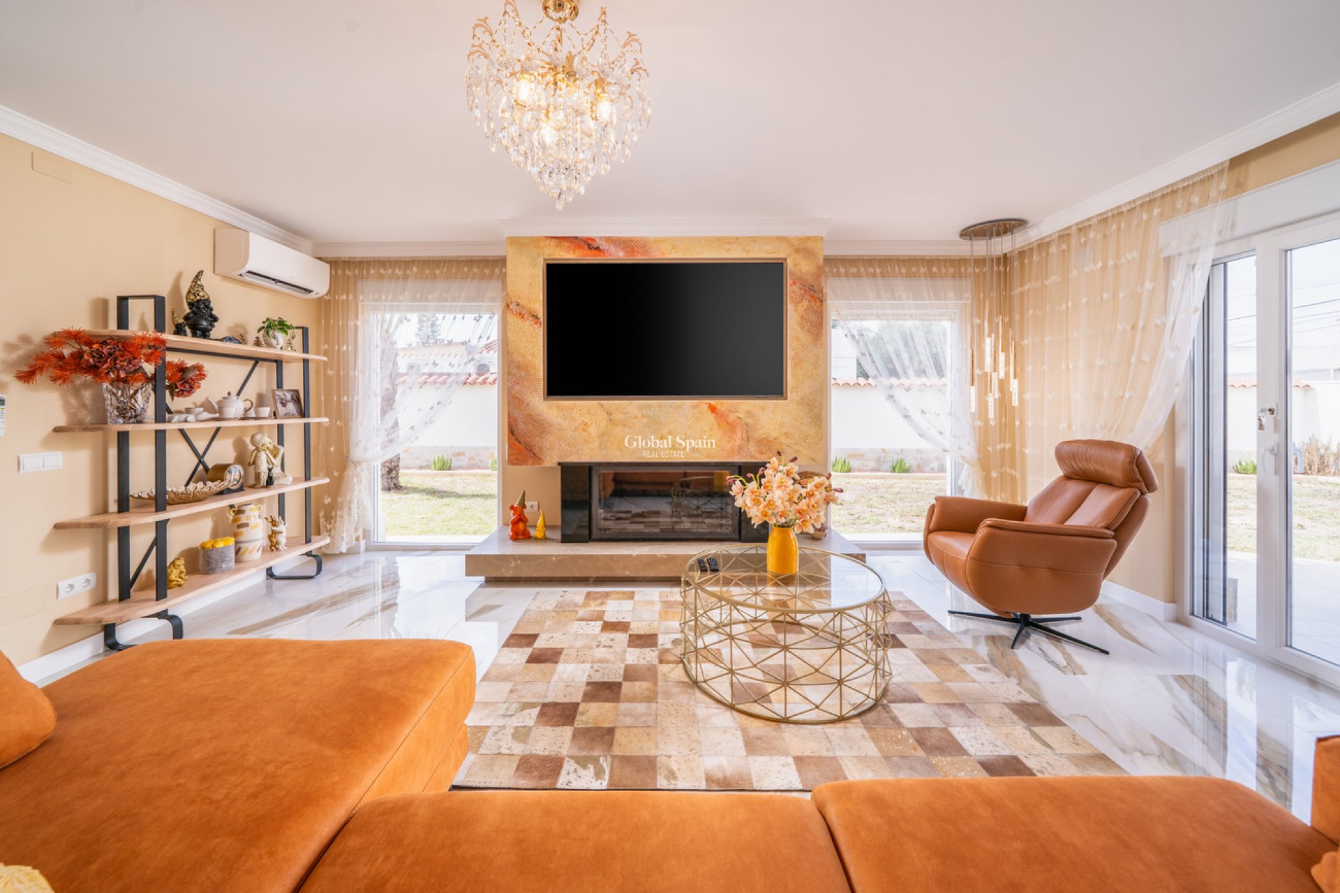 Resale - VILLA -
TORREVIEJA - Costa Blanca