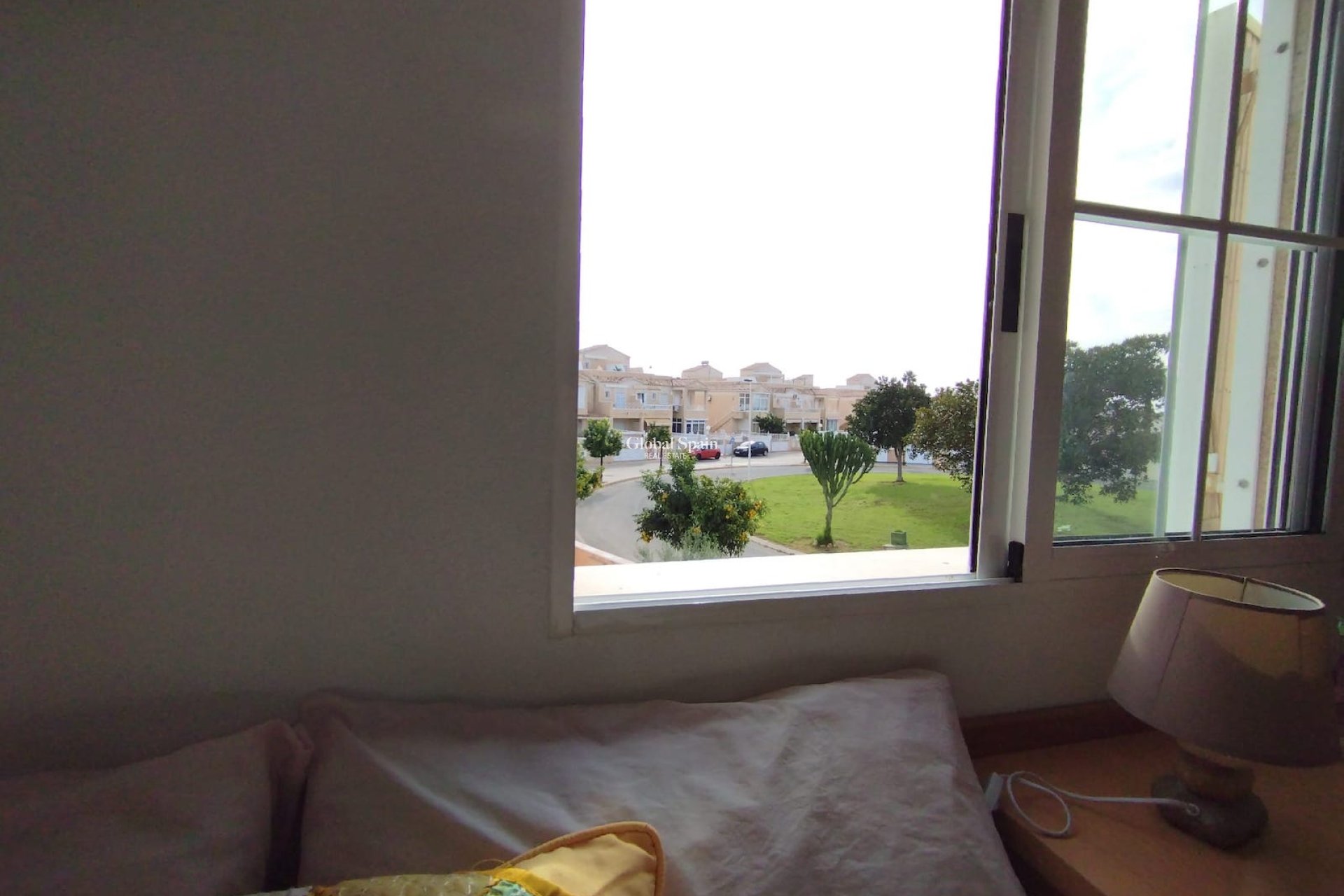 Resale - VILLA -
TORREVIEJA - Costa Blanca