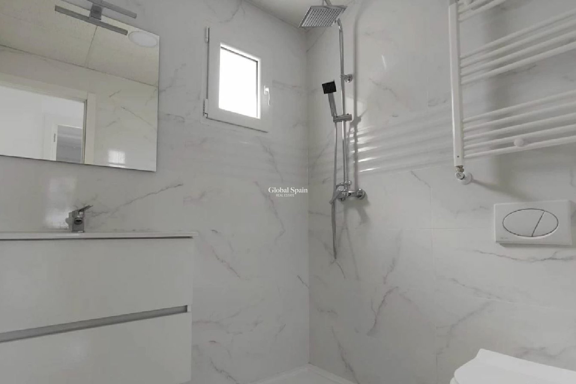 Resale - VILLA -
TORREVIEJA - Costa Blanca