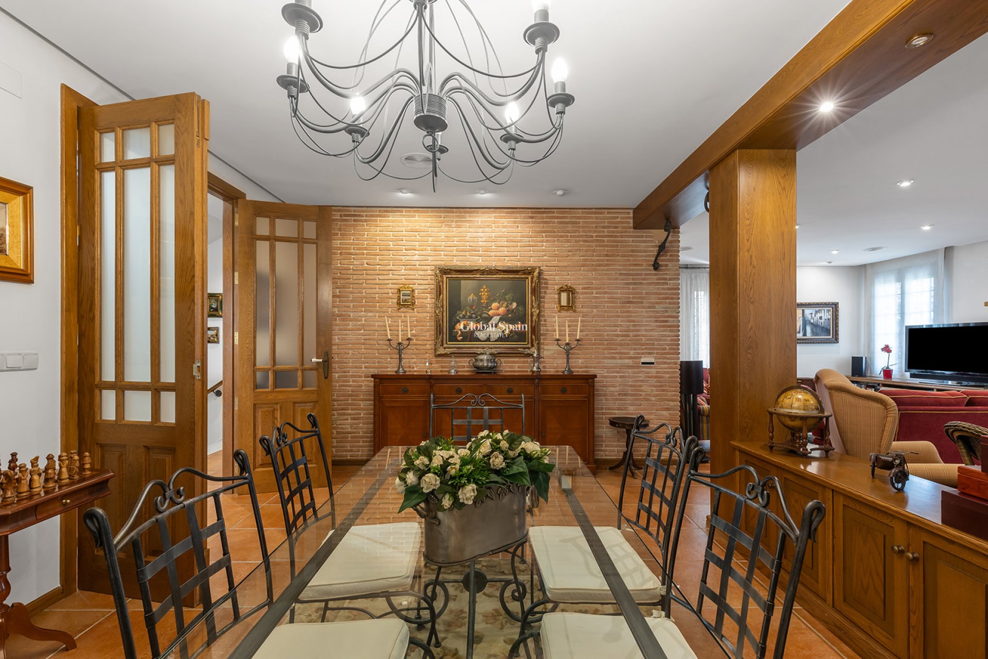 Resale - VILLA -
TORREVIEJA - Costa Blanca