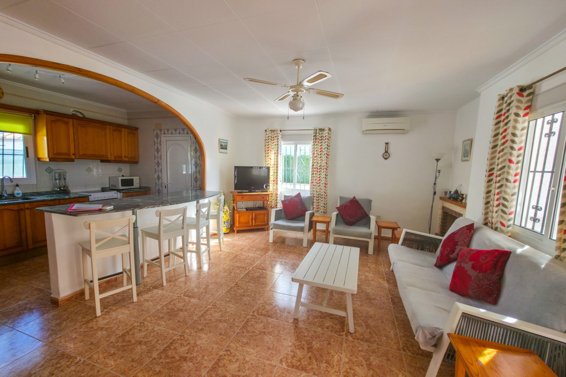 Resale - VILLA -
TORREVIEJA - Costa Blanca