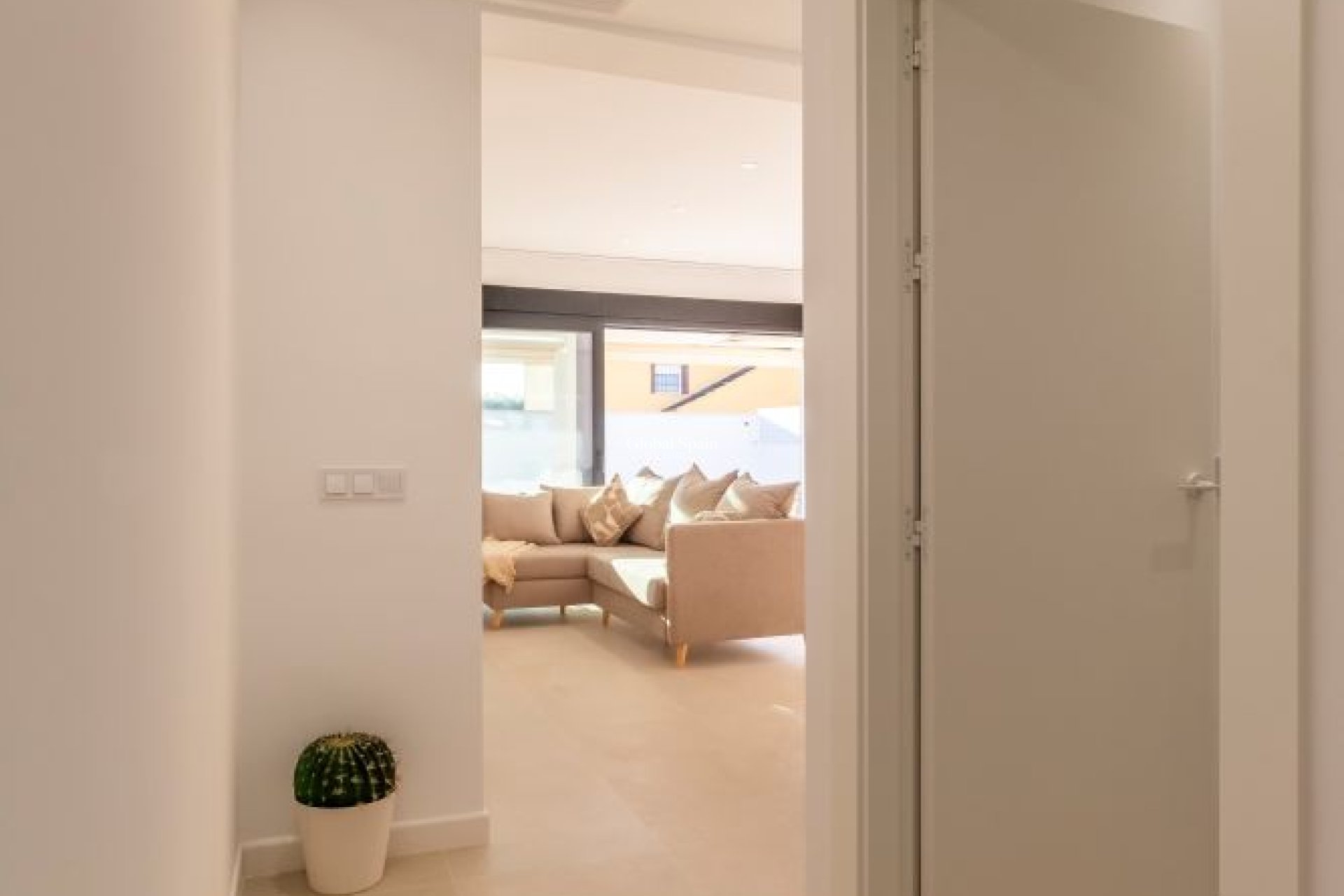 Resale - VILLA -
TORREVIEJA - Costa Blanca