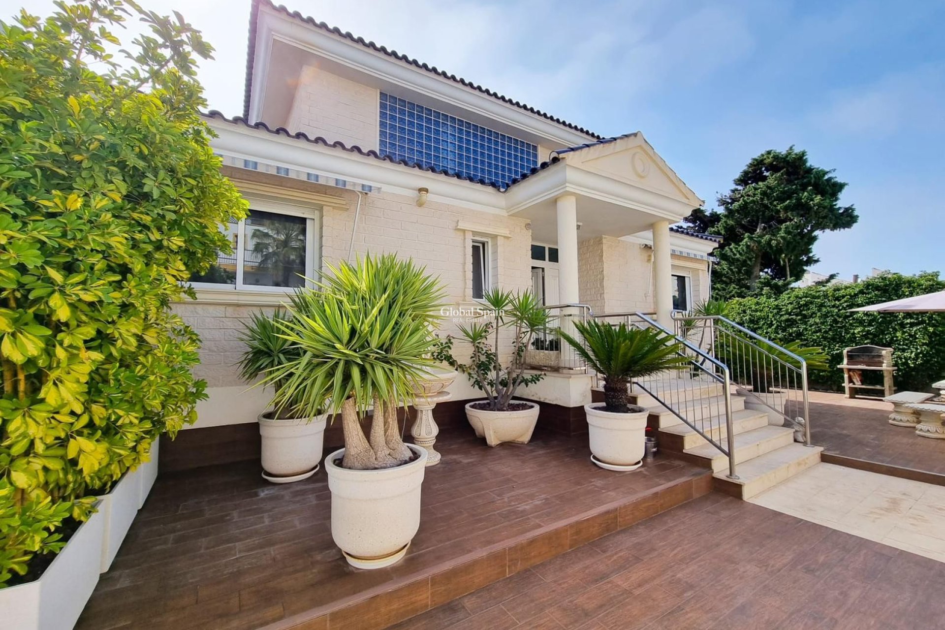 Resale - VILLA -
TORREVIEJA - Costa Blanca