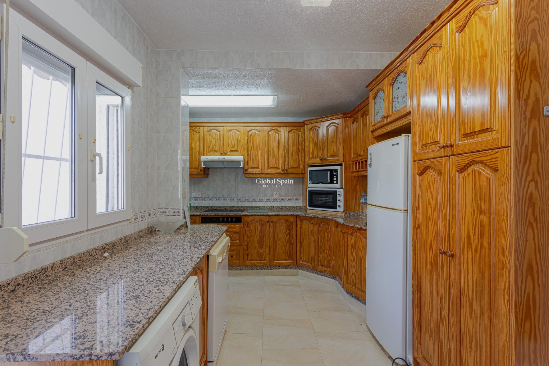 Resale - VILLA -
TORREVIEJA - Costa Blanca