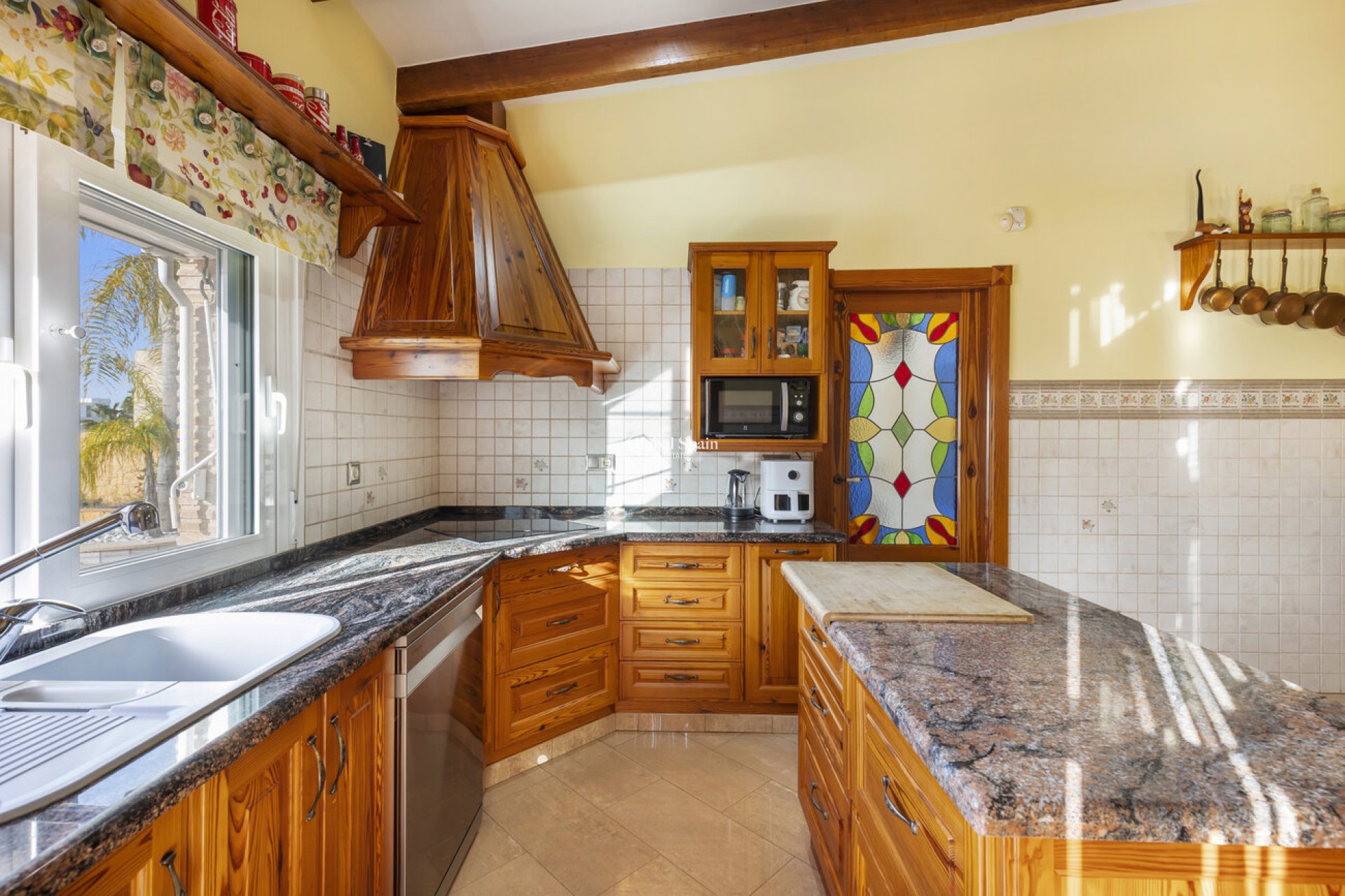 Resale - VILLA -
TORREVIEJA - Costa Blanca