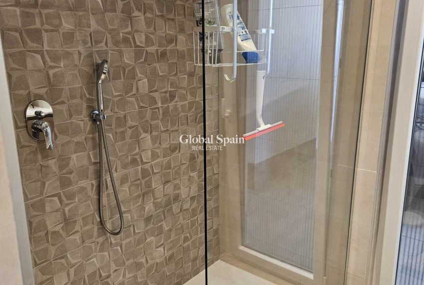 Resale - VILLA -
TORREVIEJA - Costa Blanca