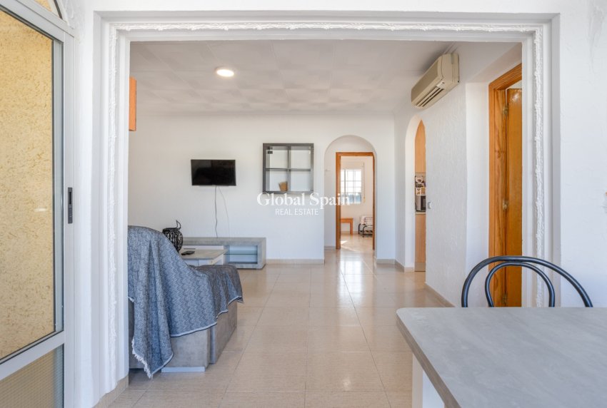 Resale - VILLA -
TORREVIEJA - Costa Blanca