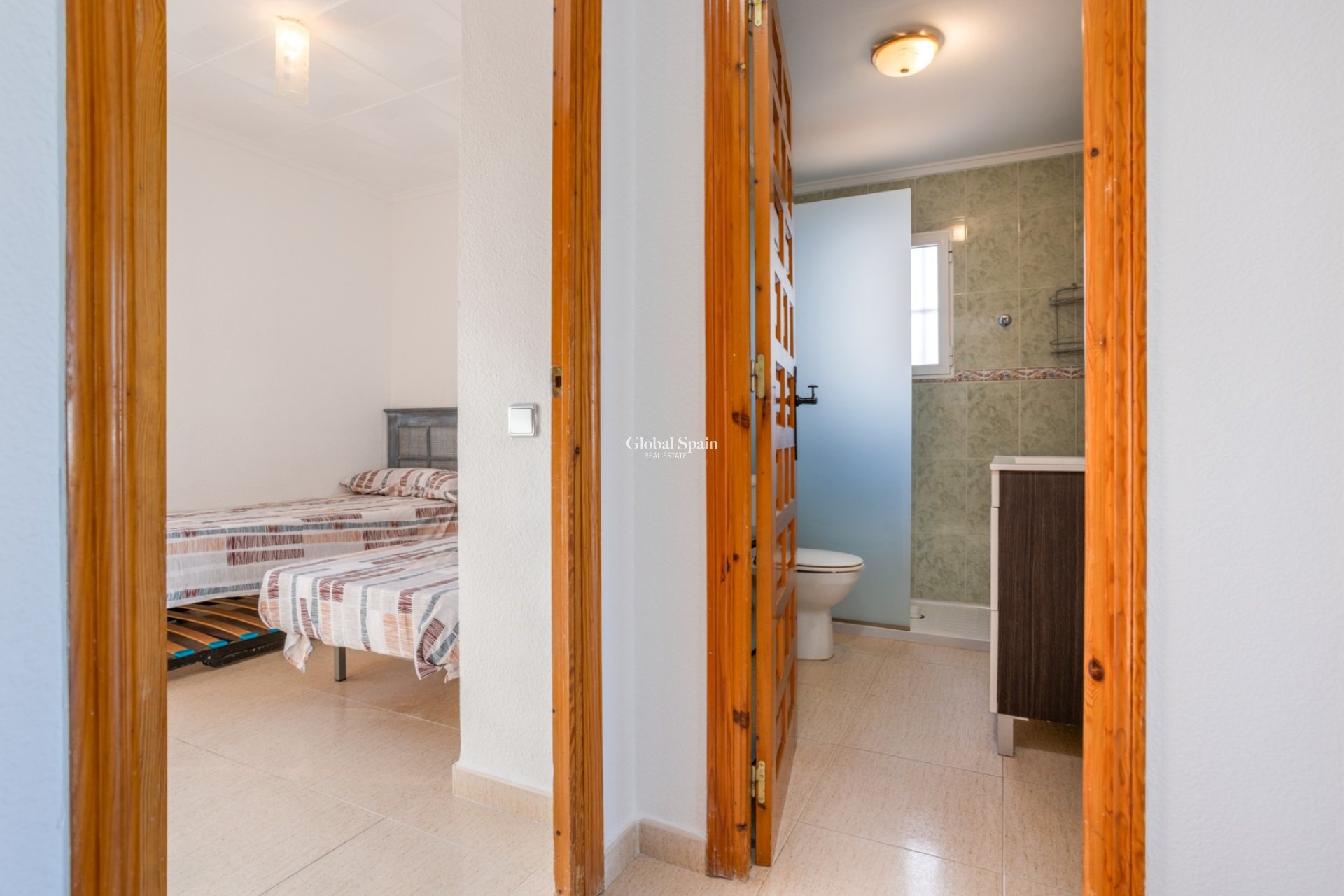 Resale - VILLA -
TORREVIEJA - Costa Blanca