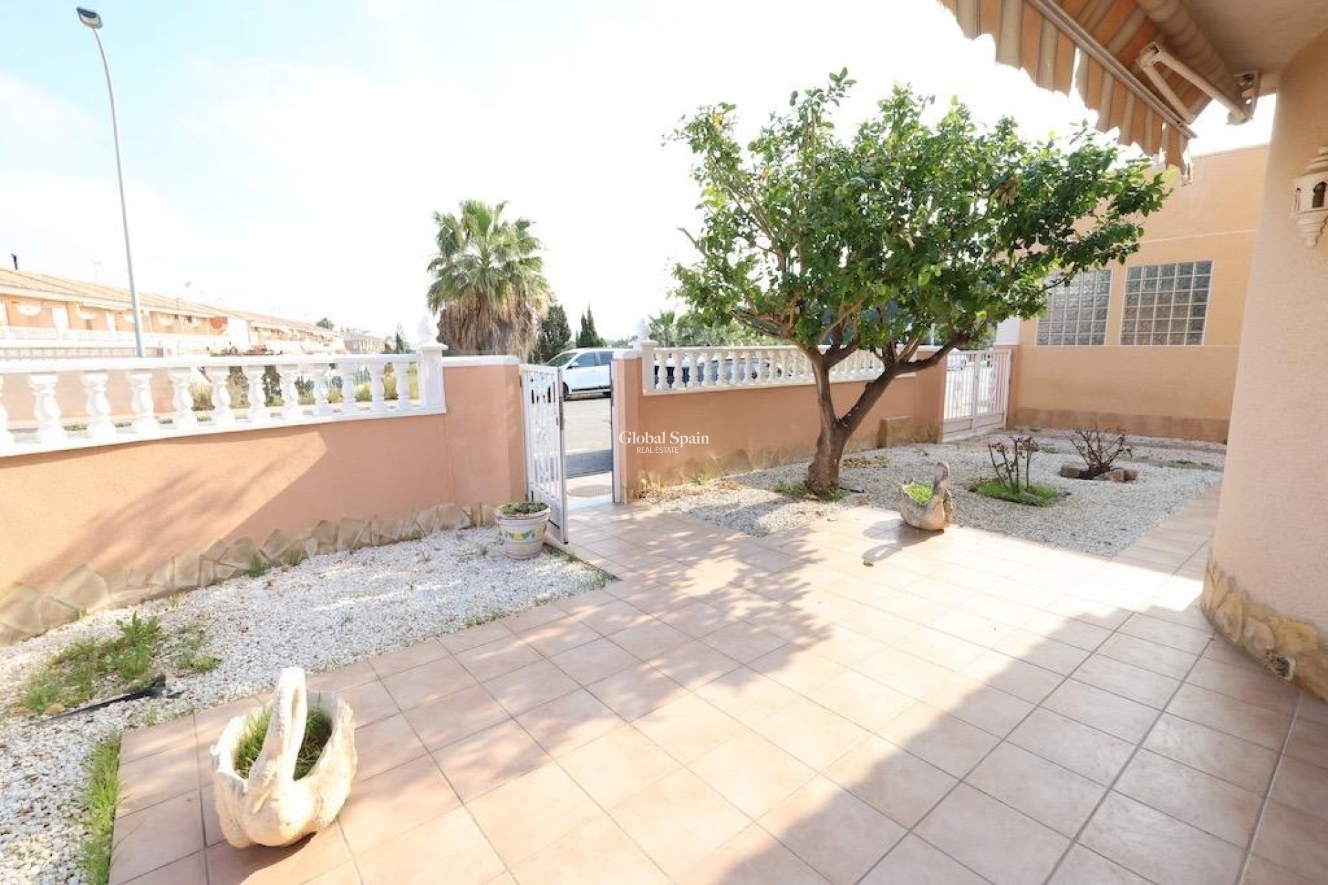 Resale - VILLA -
TORREVIEJA - Costa Blanca