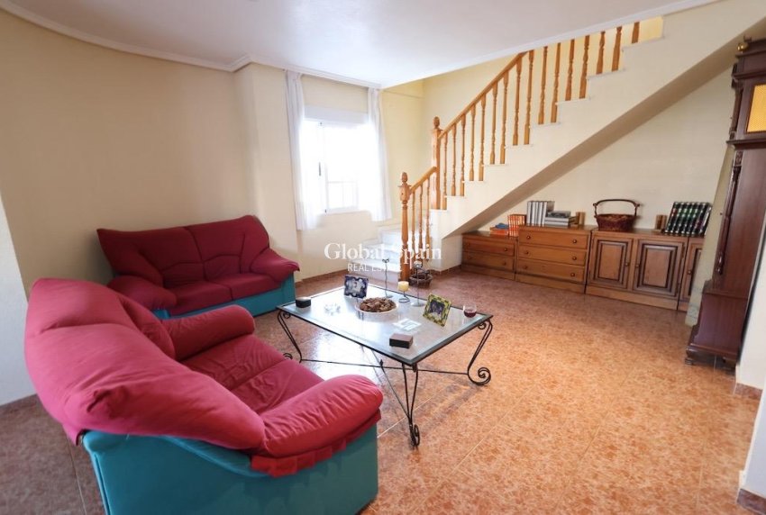 Resale - VILLA -
TORREVIEJA - Costa Blanca