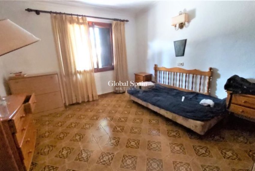 Resale - VILLA -
TORREVIEJA - Costa Blanca