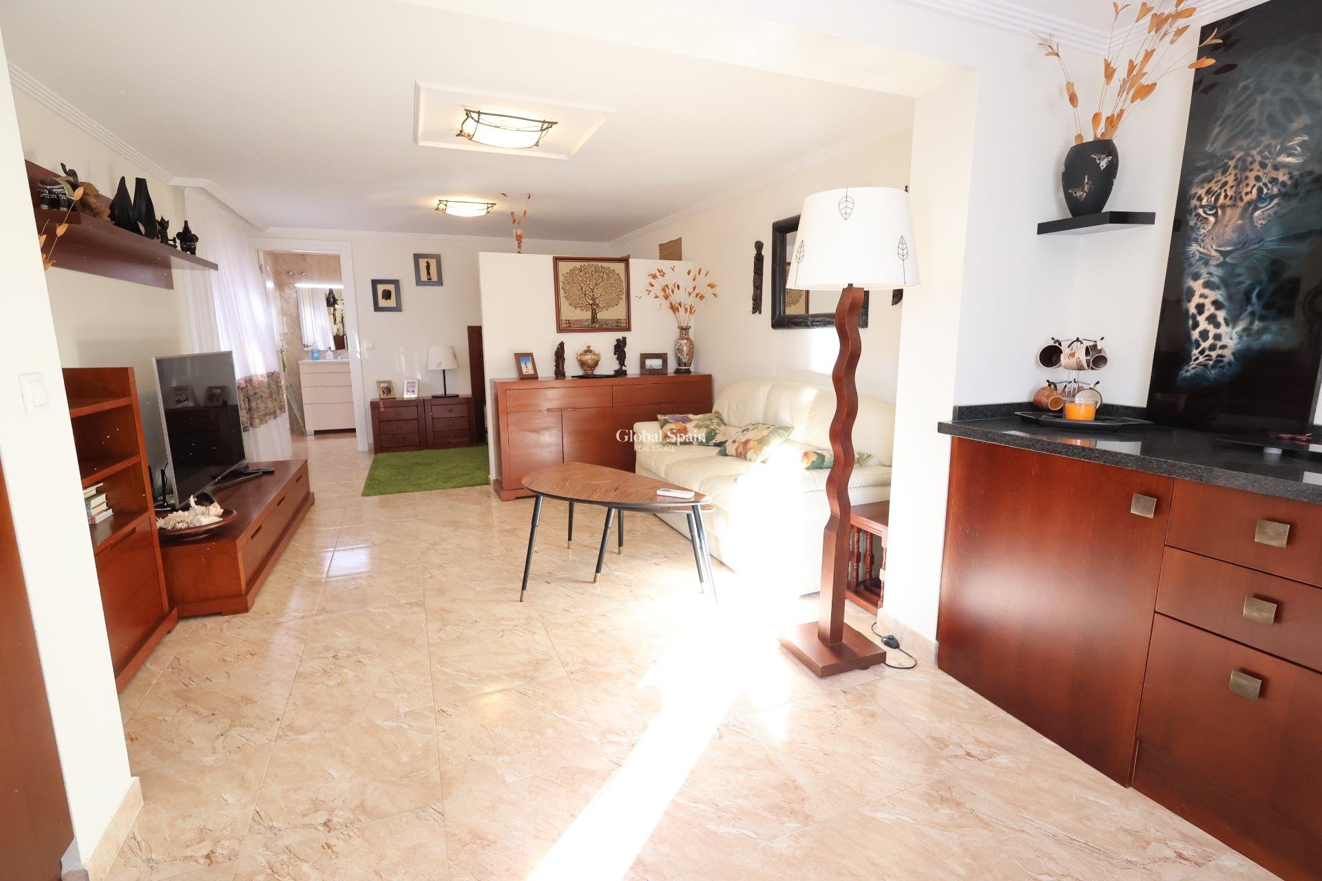 Resale - VILLA -
TORREVIEJA - Costa Blanca