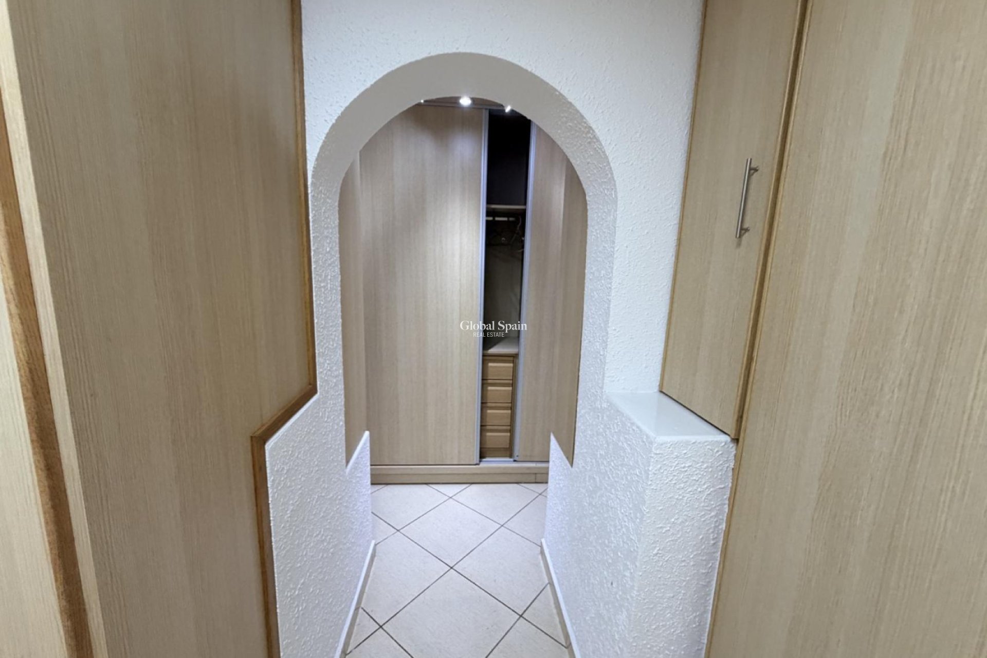 Resale - VILLA -
TORREVIEJA - Costa Blanca