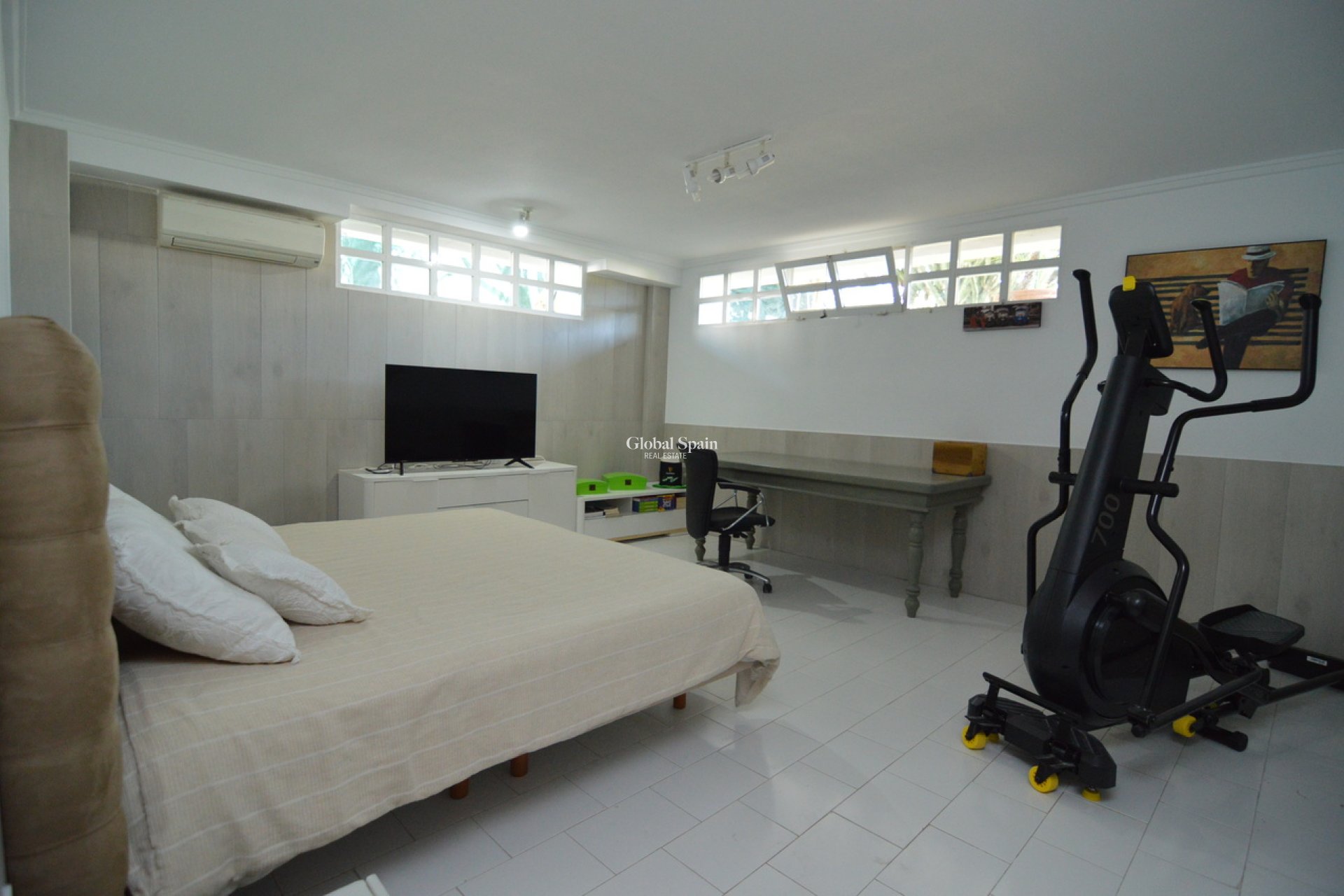 Resale - VILLA -
TORREVIEJA - Costa Blanca