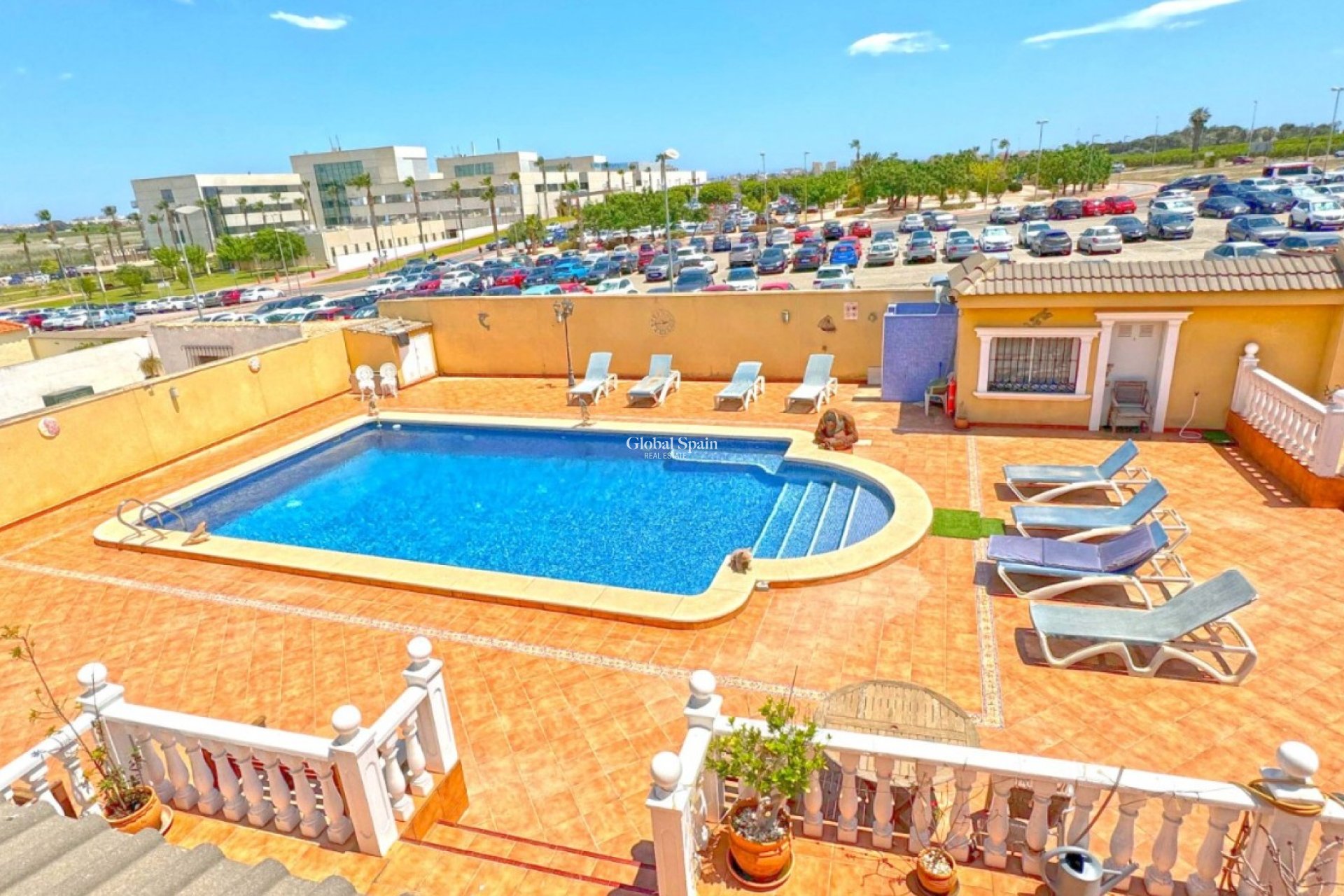 Resale - VILLA -
TORREVIEJA - Costa Blanca