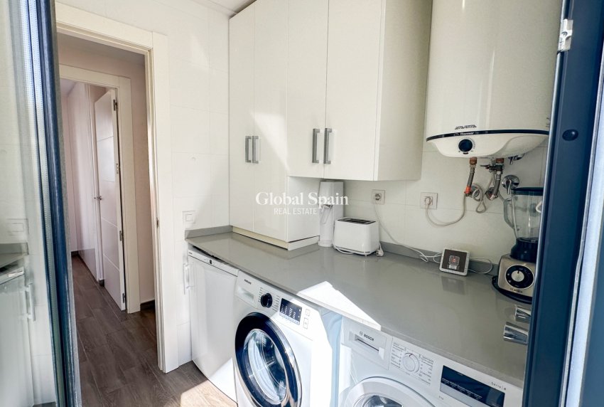 Resale - VILLA -
TORREVIEJA - Costa Blanca