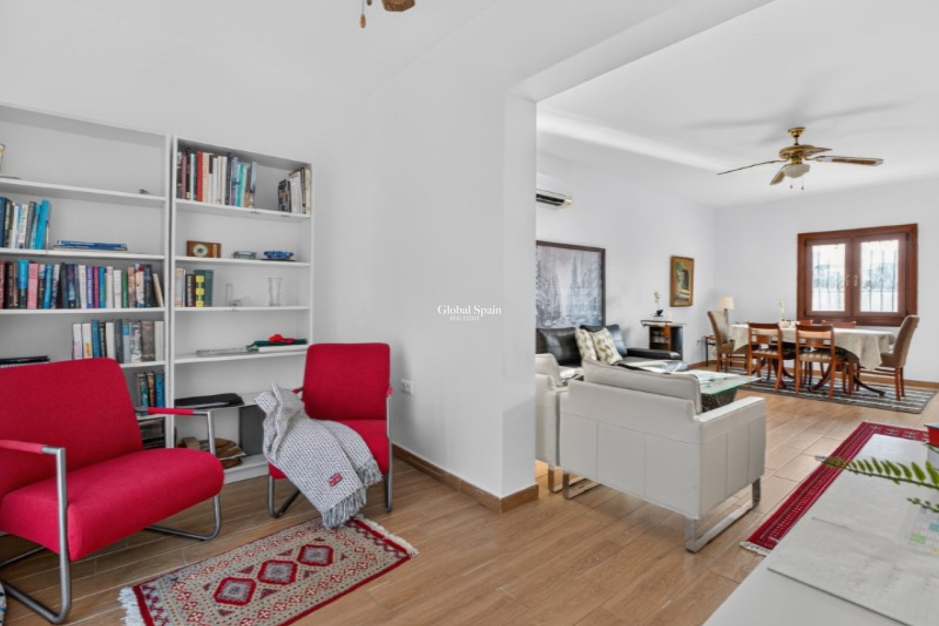 Resale - VILLA -
TORREVIEJA - Costa Blanca