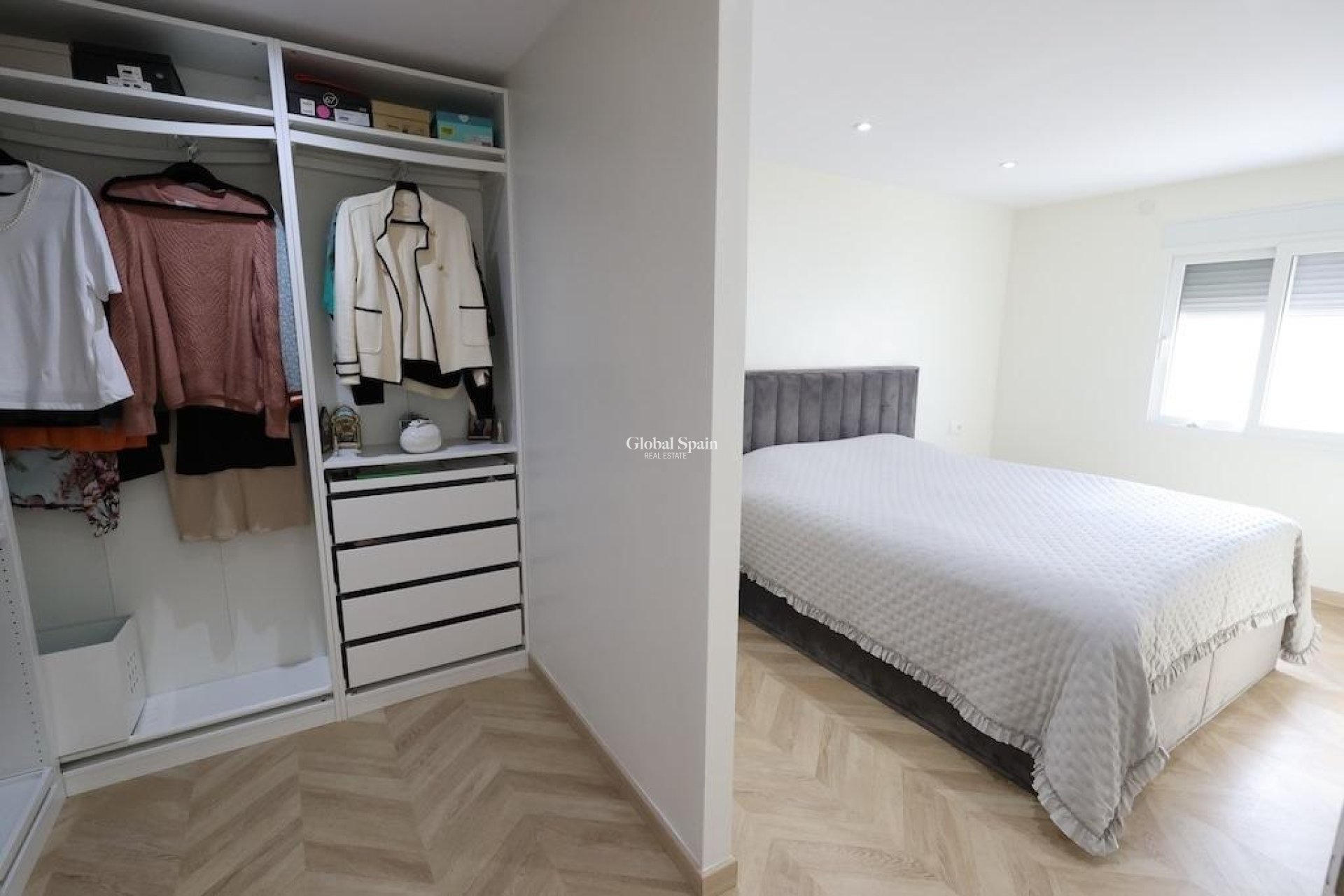 Resale - VILLA -
TORREVIEJA - Costa Blanca