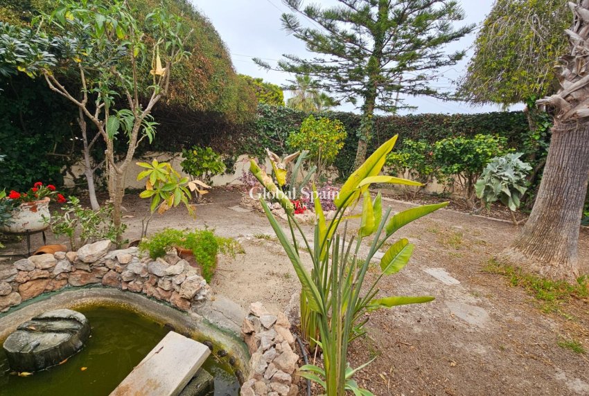 Resale - VILLA -
TORREVIEJA - El Chaparral