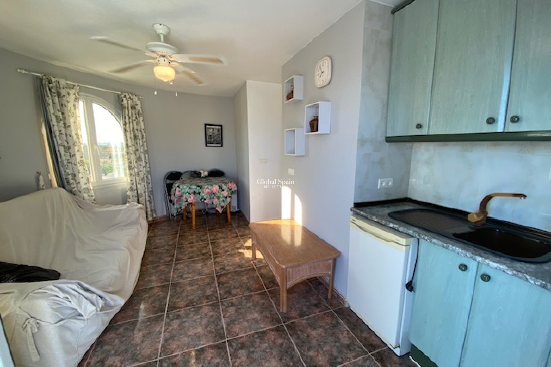 Resale - VILLA -
TORREVIEJA - El Chaparral