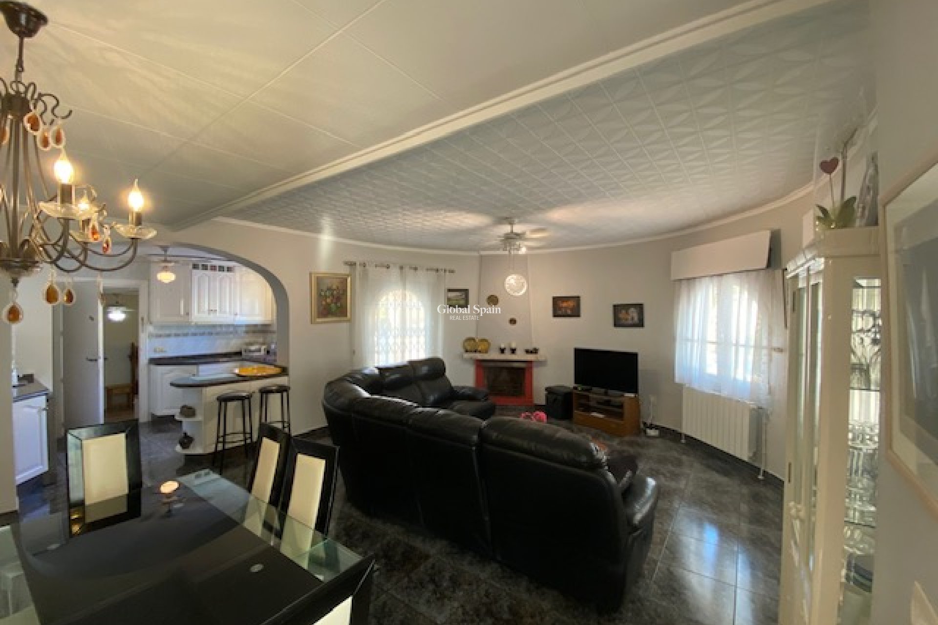 Resale - VILLA -
TORREVIEJA - El Chaparral