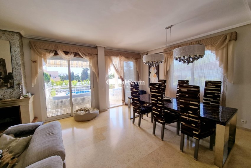 Resale - VILLA -
TORREVIEJA - La Mata