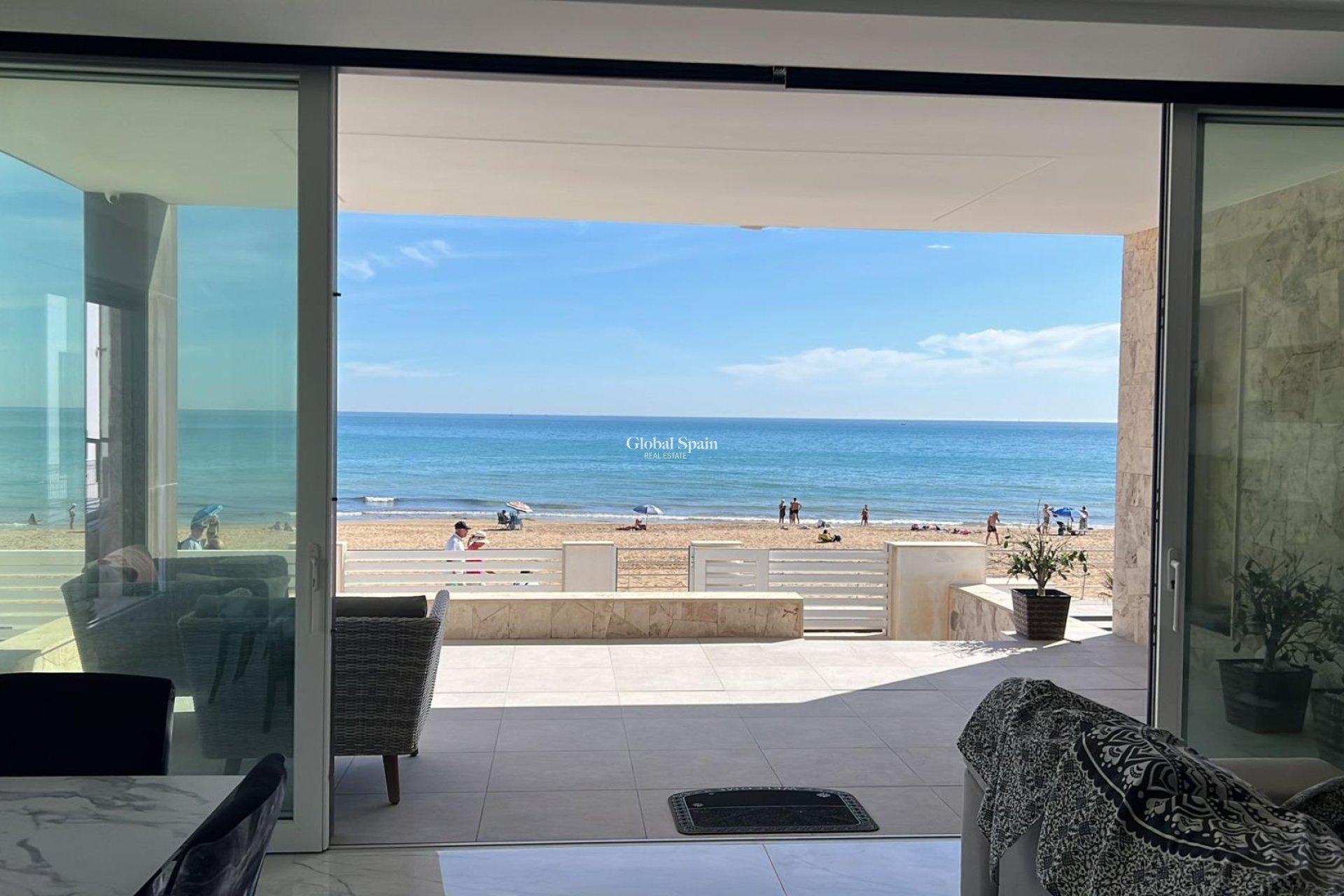 Resale - VILLA -
TORREVIEJA - La Mata