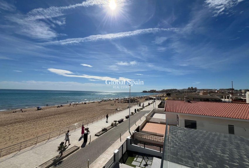 Resale - VILLA -
TORREVIEJA - La Mata