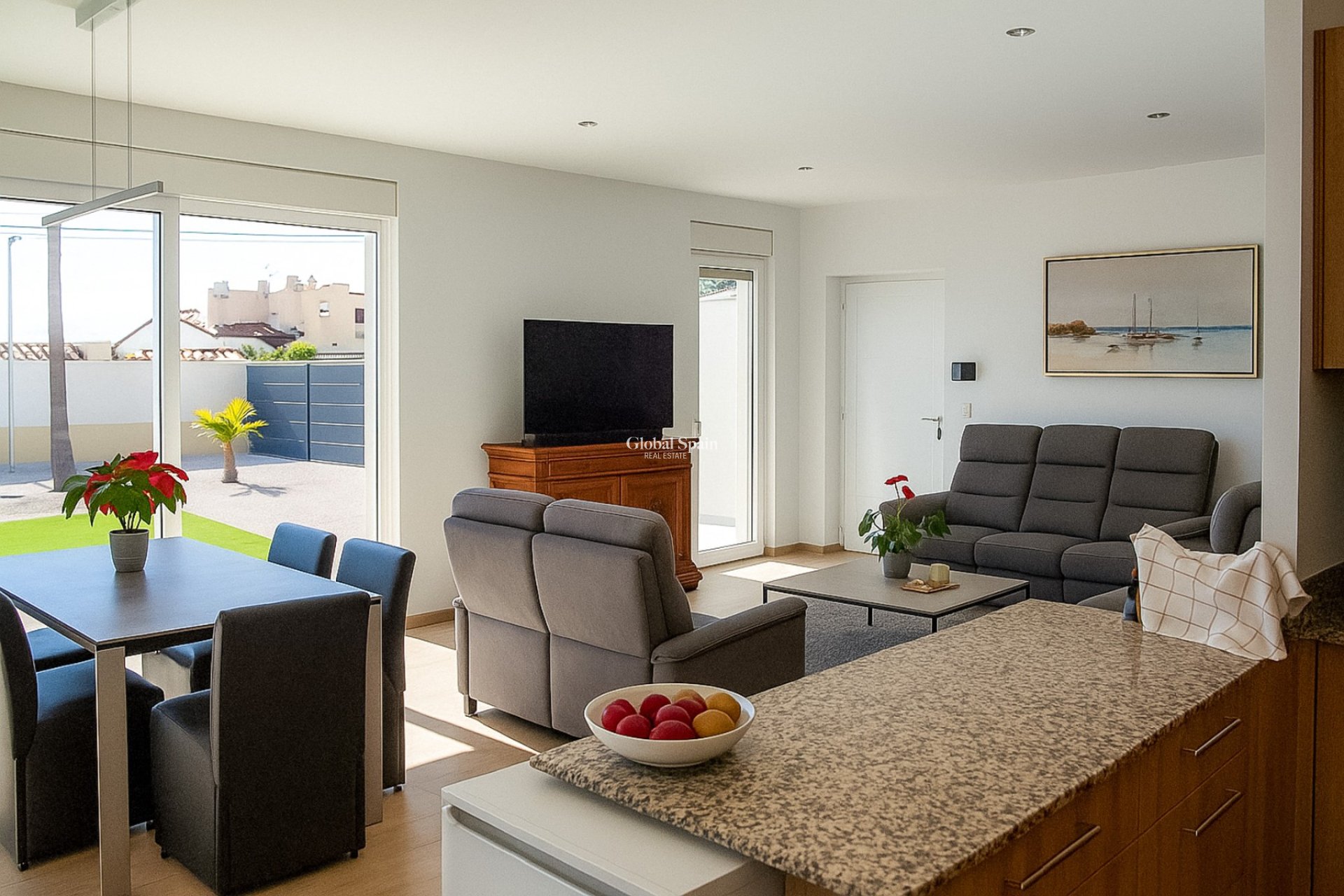 Resale - VILLA -
TORREVIEJA - La Siesta - El Salado - Torreta