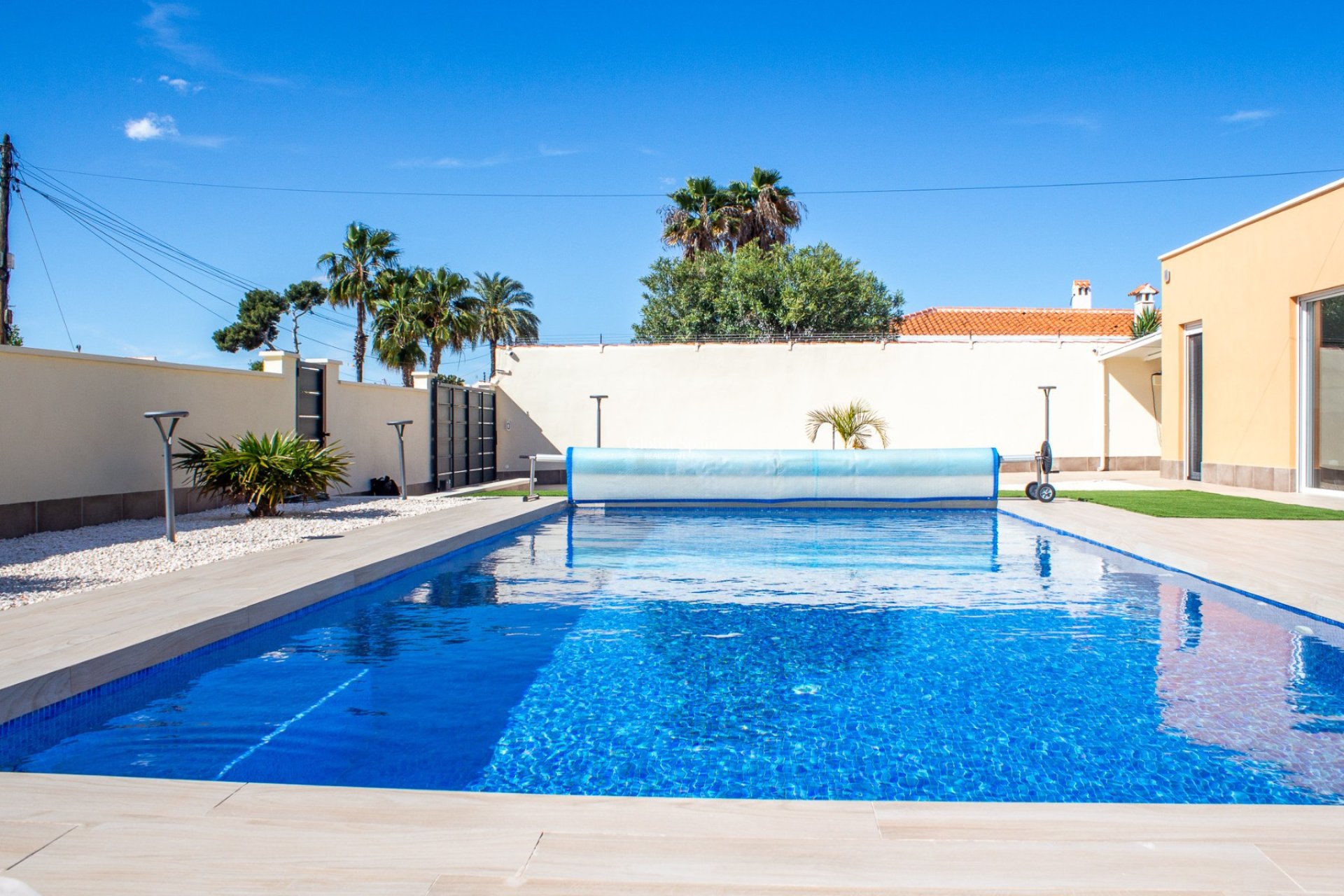 Resale - VILLA -
TORREVIEJA - La Siesta - El Salado - Torreta