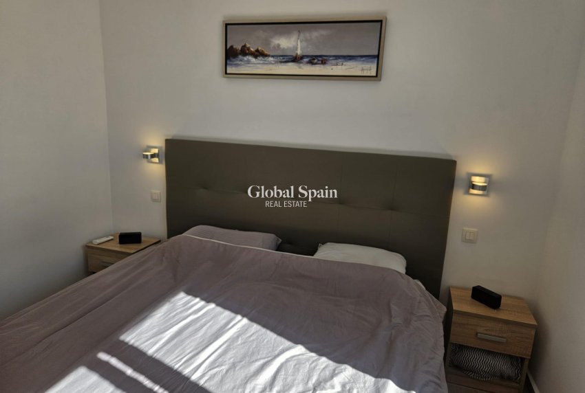 Resale - VILLA -
TORREVIEJA - La Siesta - El Salado - Torreta
