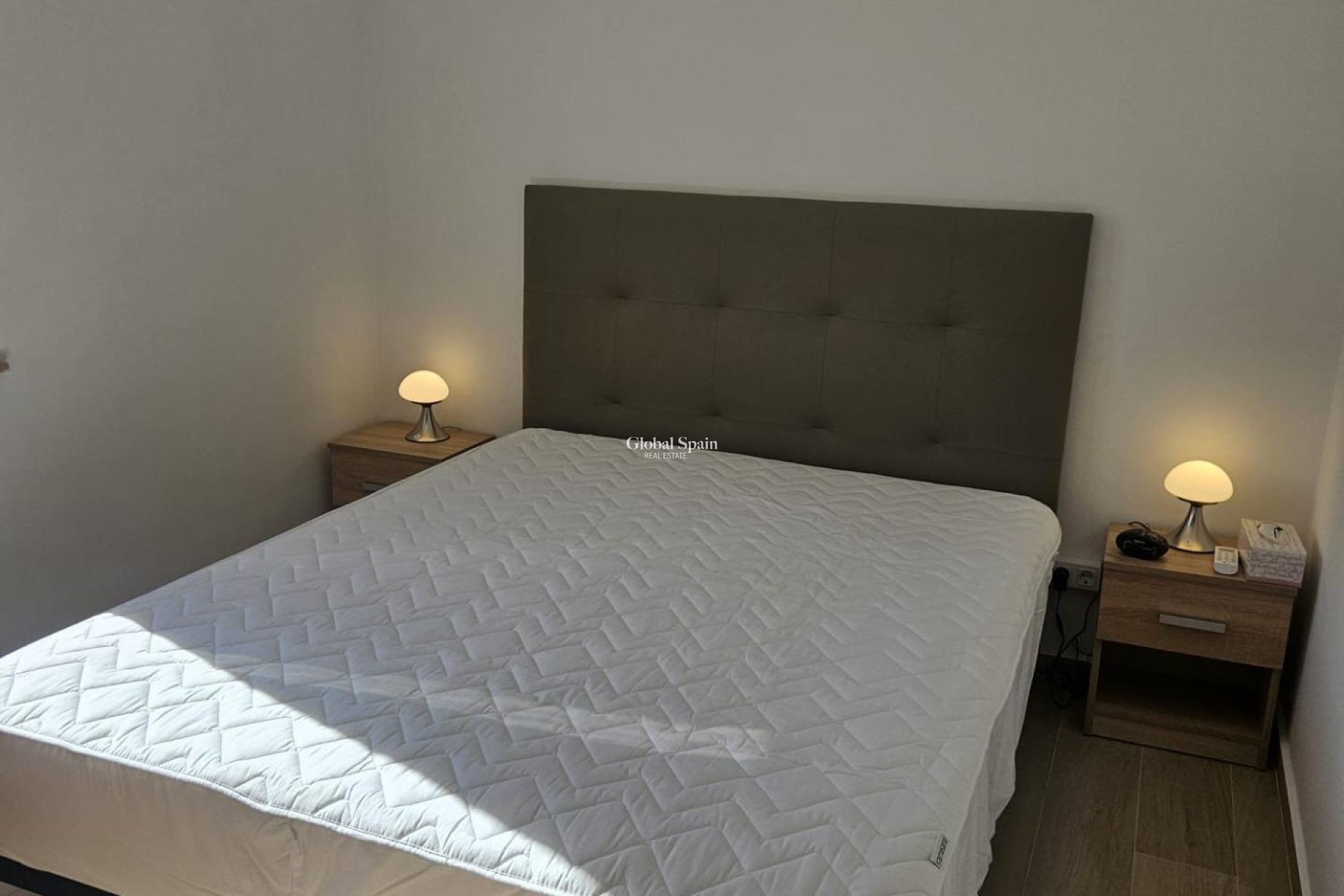 Resale - VILLA -
TORREVIEJA - La Siesta - El Salado - Torreta