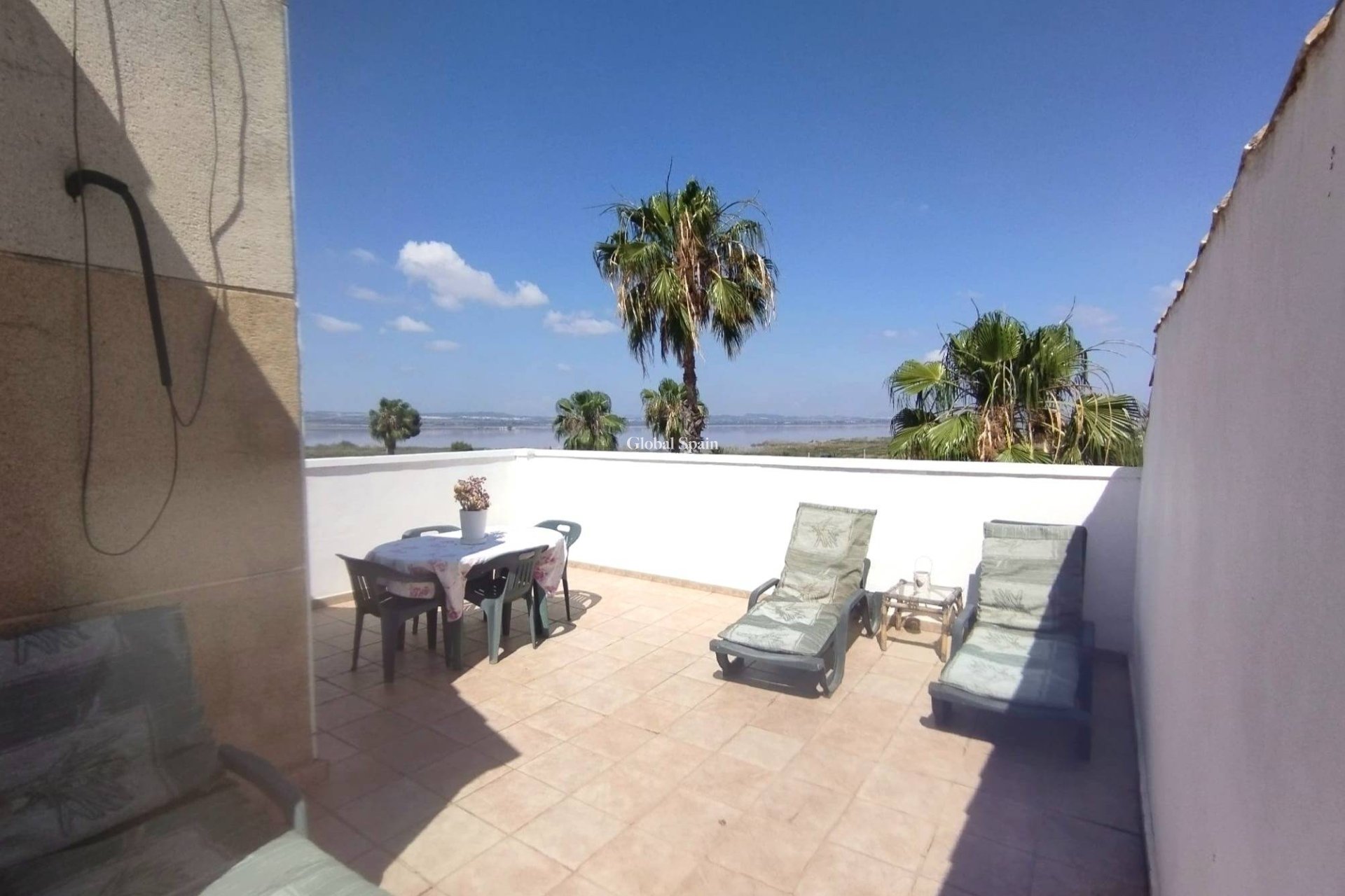 Resale - VILLA -
TORREVIEJA - La Siesta - El Salado - Torreta