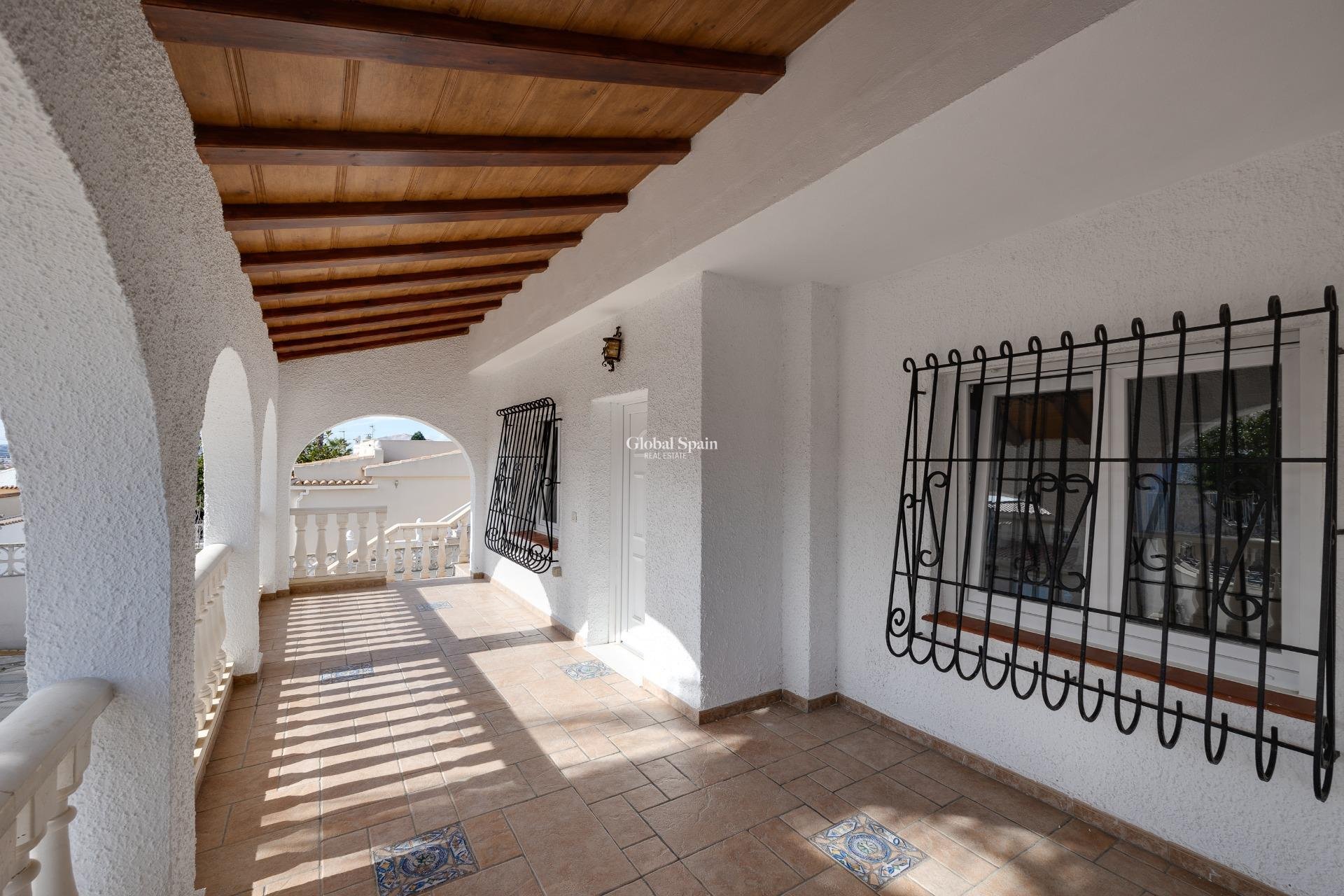 Resale - VILLA -
TORREVIEJA - La Siesta - El Salado - Torreta
