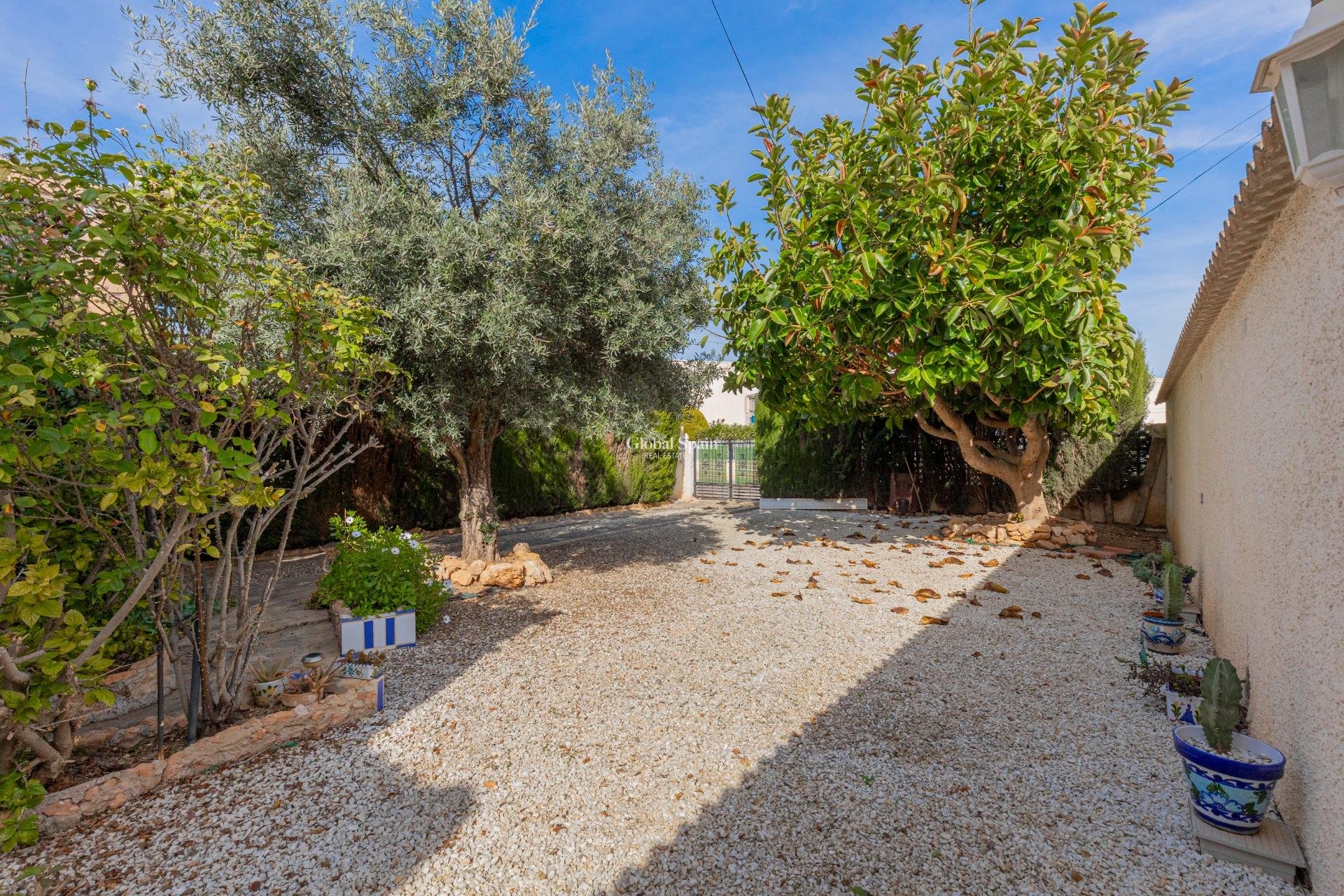 Resale - VILLA -
TORREVIEJA - La siesta