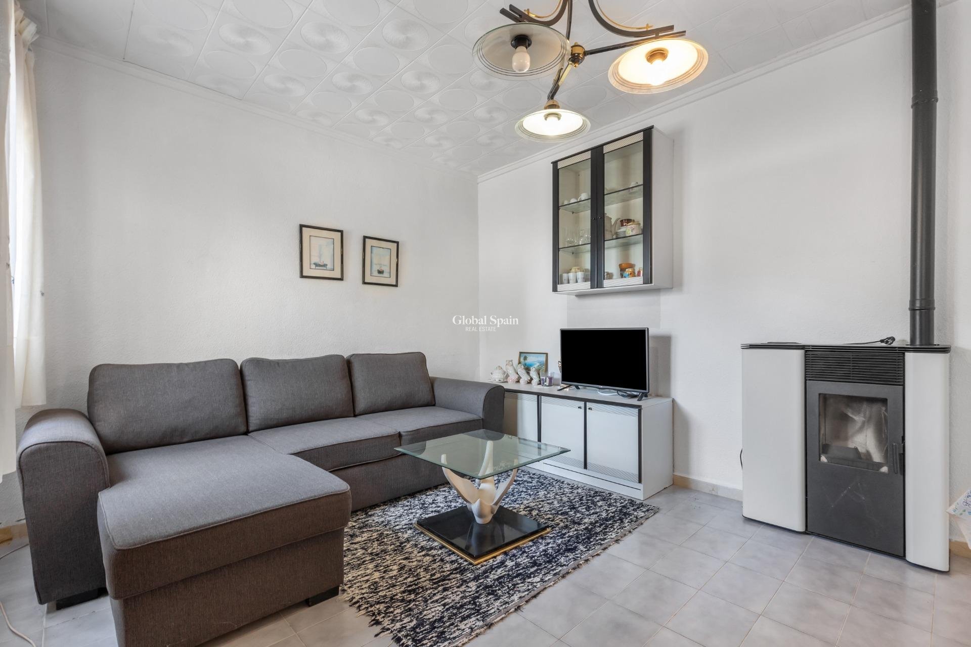 Resale - VILLA -
TORREVIEJA - La siesta