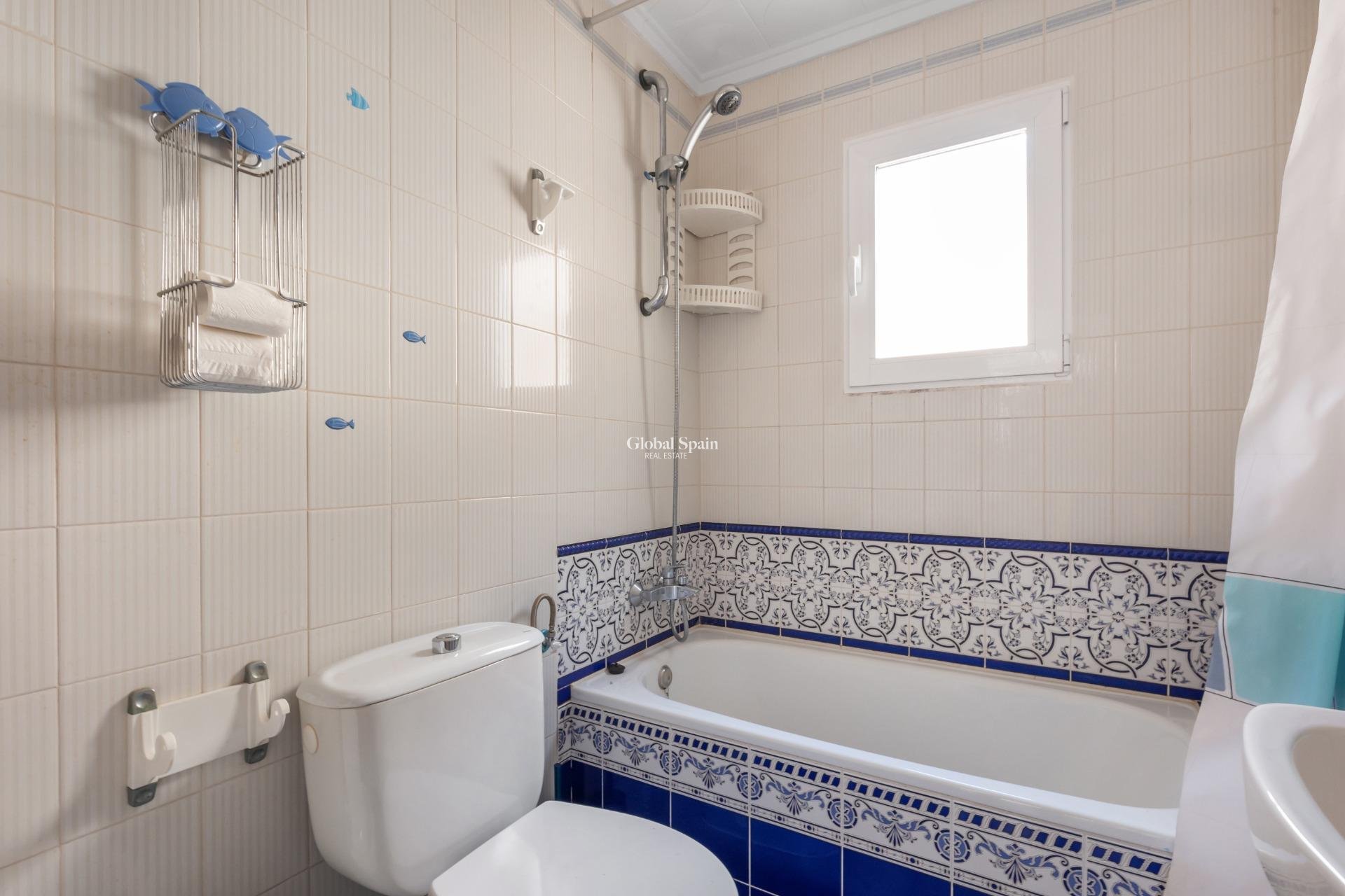 Resale - VILLA -
TORREVIEJA - La siesta