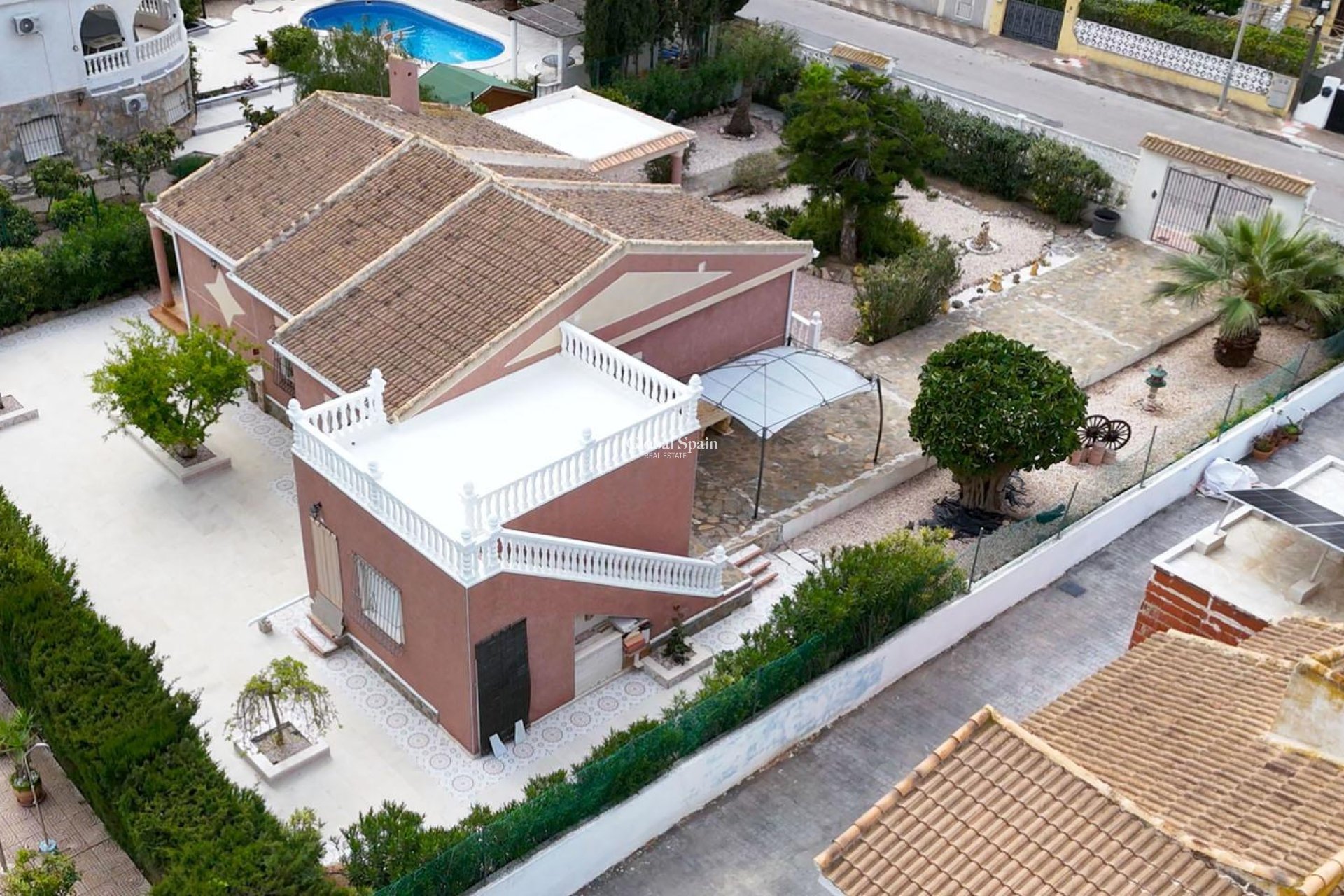 Resale - VILLA -
TORREVIEJA - La Siesta