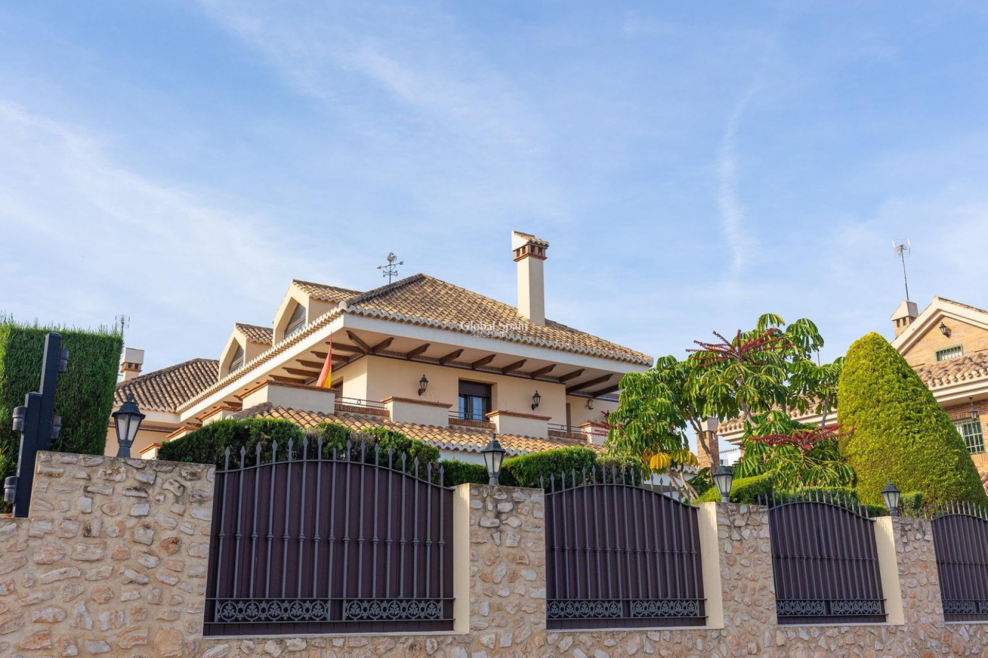 Resale - VILLA -
TORREVIEJA - La Veleta