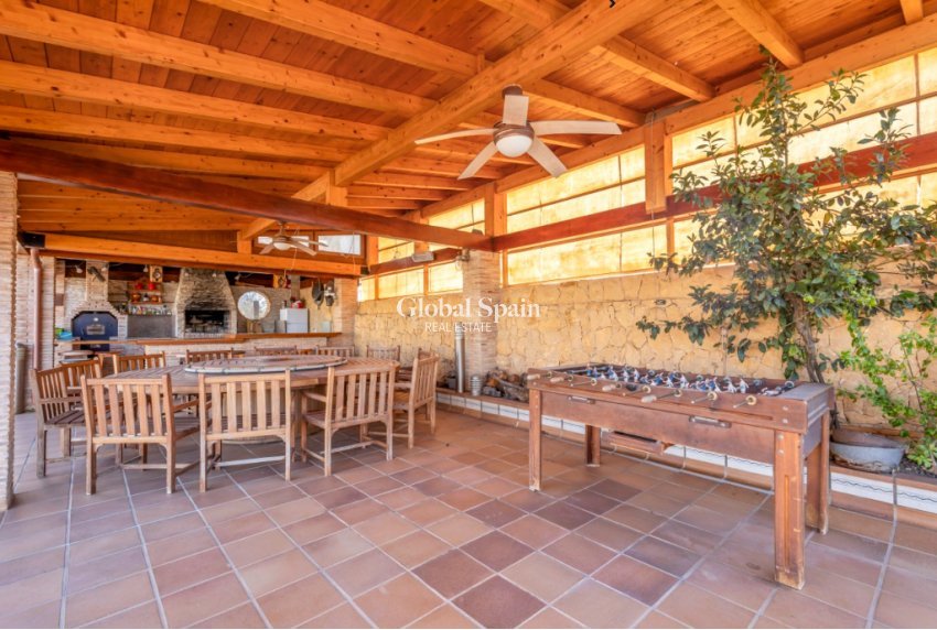 Resale - Villa -
TORREVIEJA - LOS BALCONES - LOS ALTOS